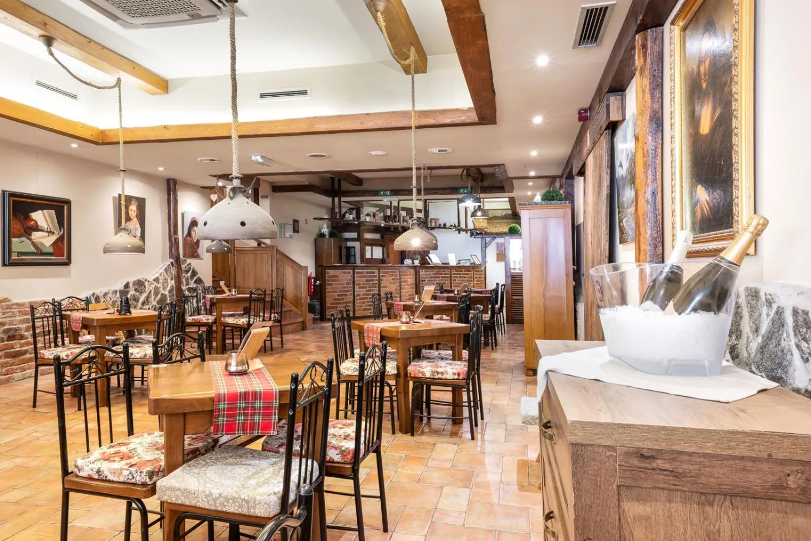 Restaurant/places to eat in Terme Banovci - Hotel Zeleni Gaj