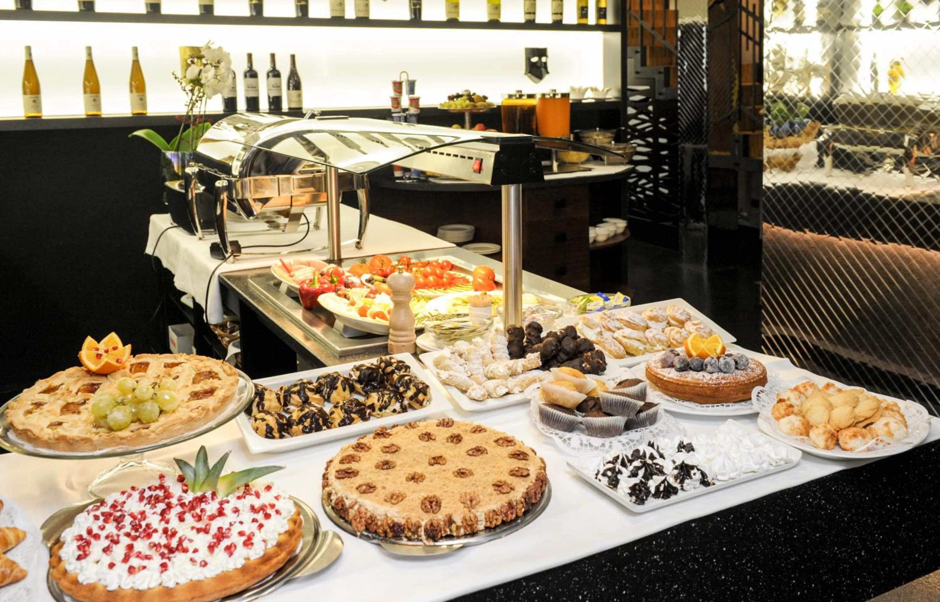 Food close-up in Myo Hotel Mysterius