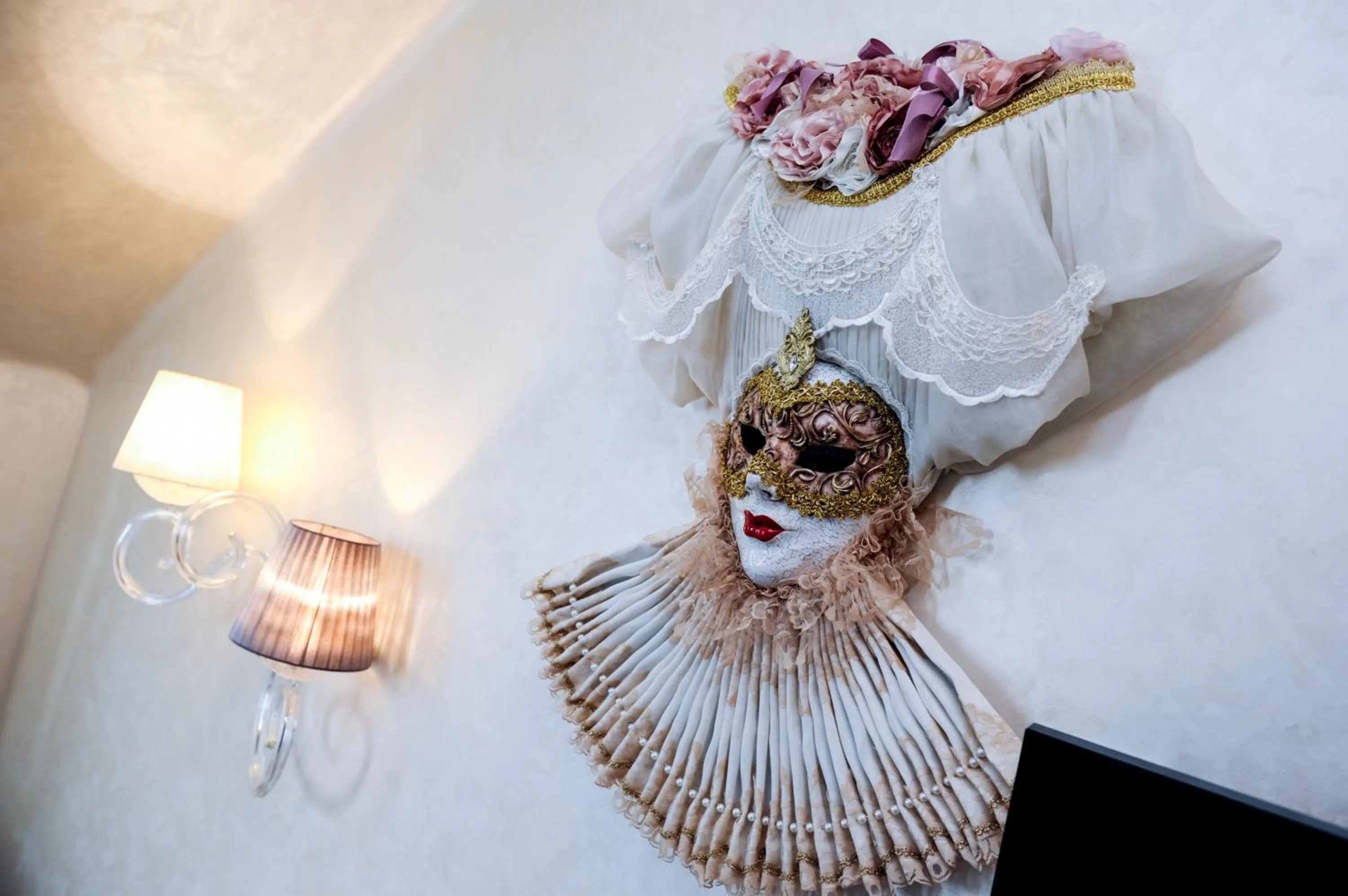 Decorative detail in Myo Hotel Mysterius