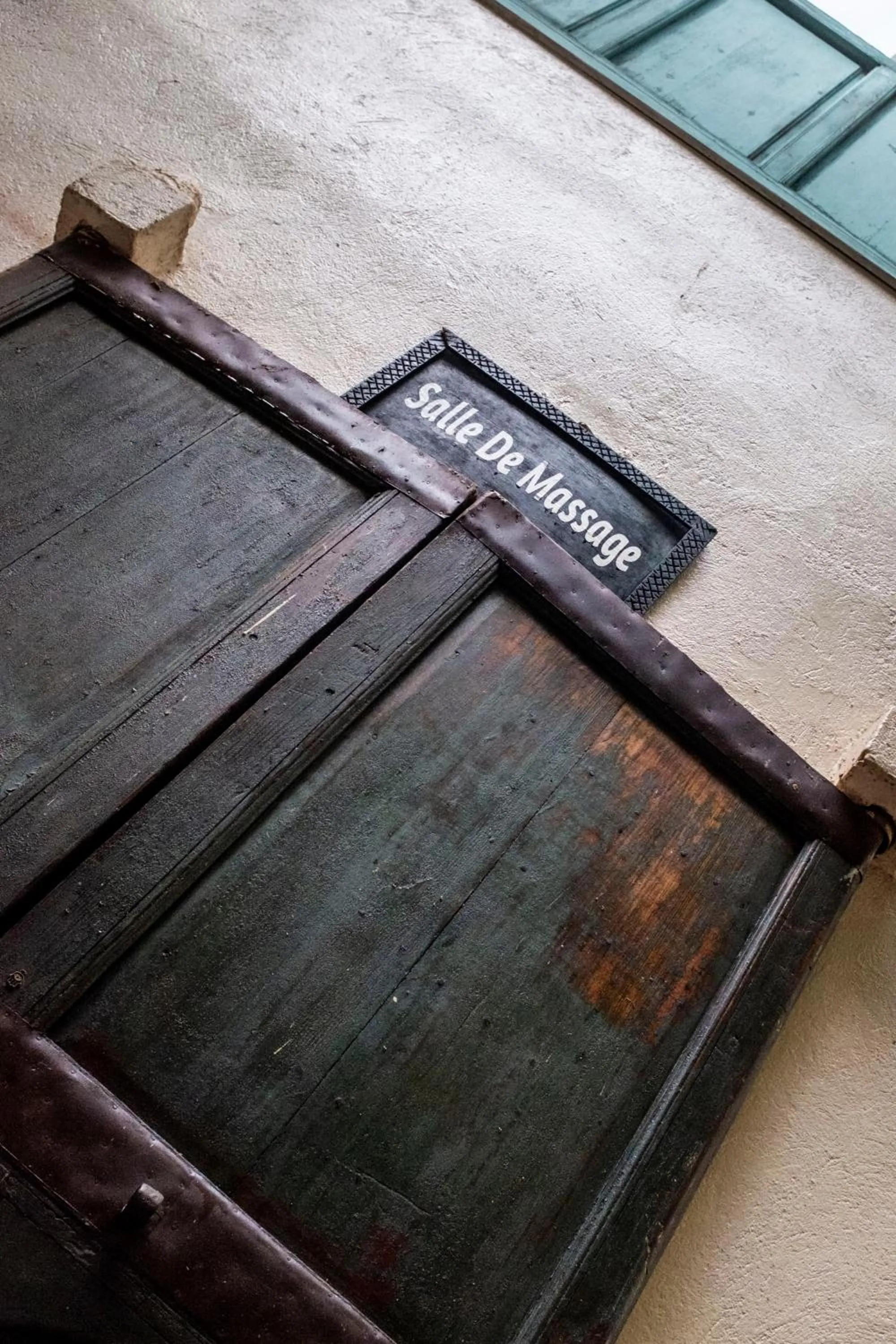 Massage in Riad Le Coq Berbère