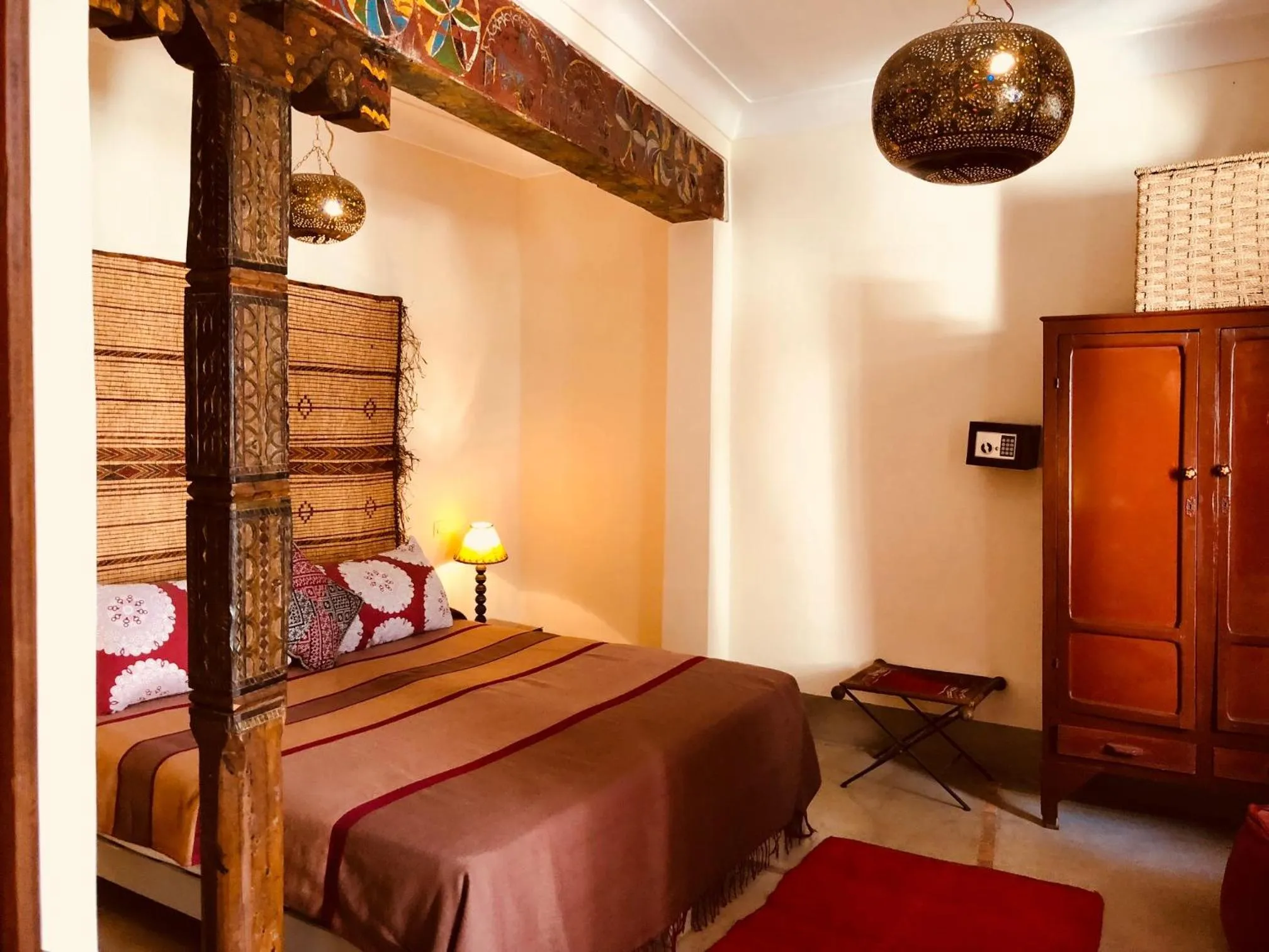 Bedroom in Riad Le Coq Berbère