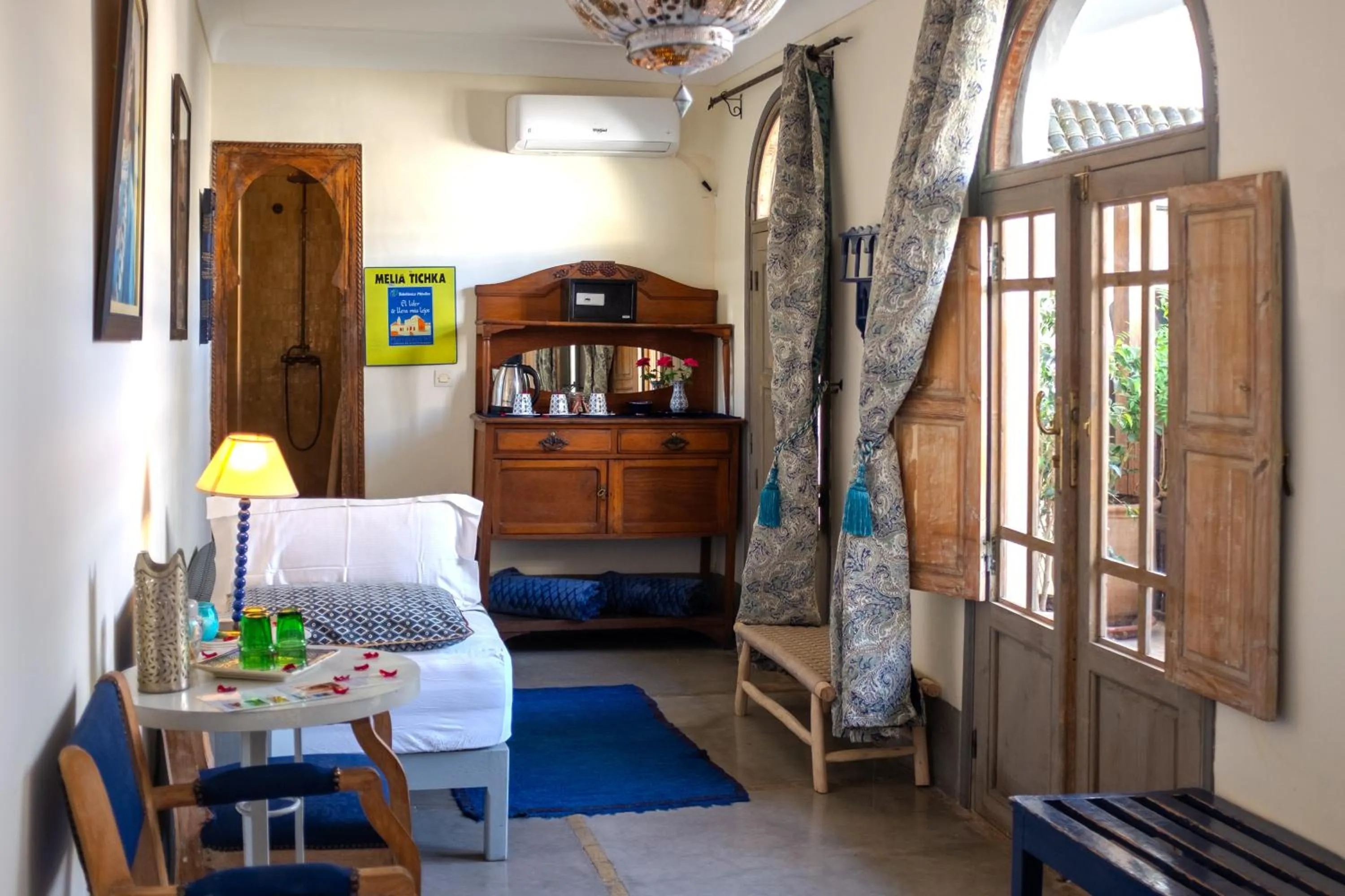 Photo of the whole room in Riad Le Coq Berbère