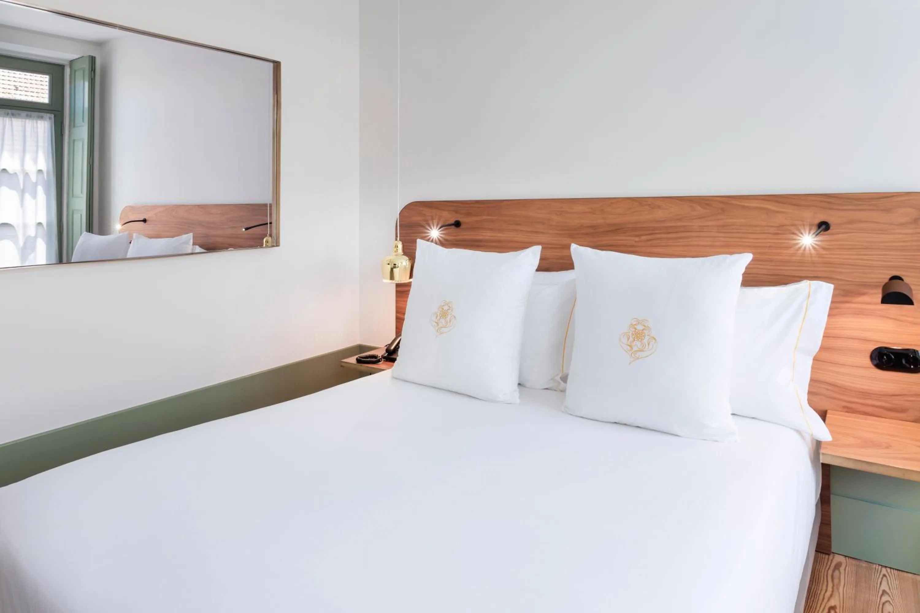 Bed in One Shot Aliados Goldsmith