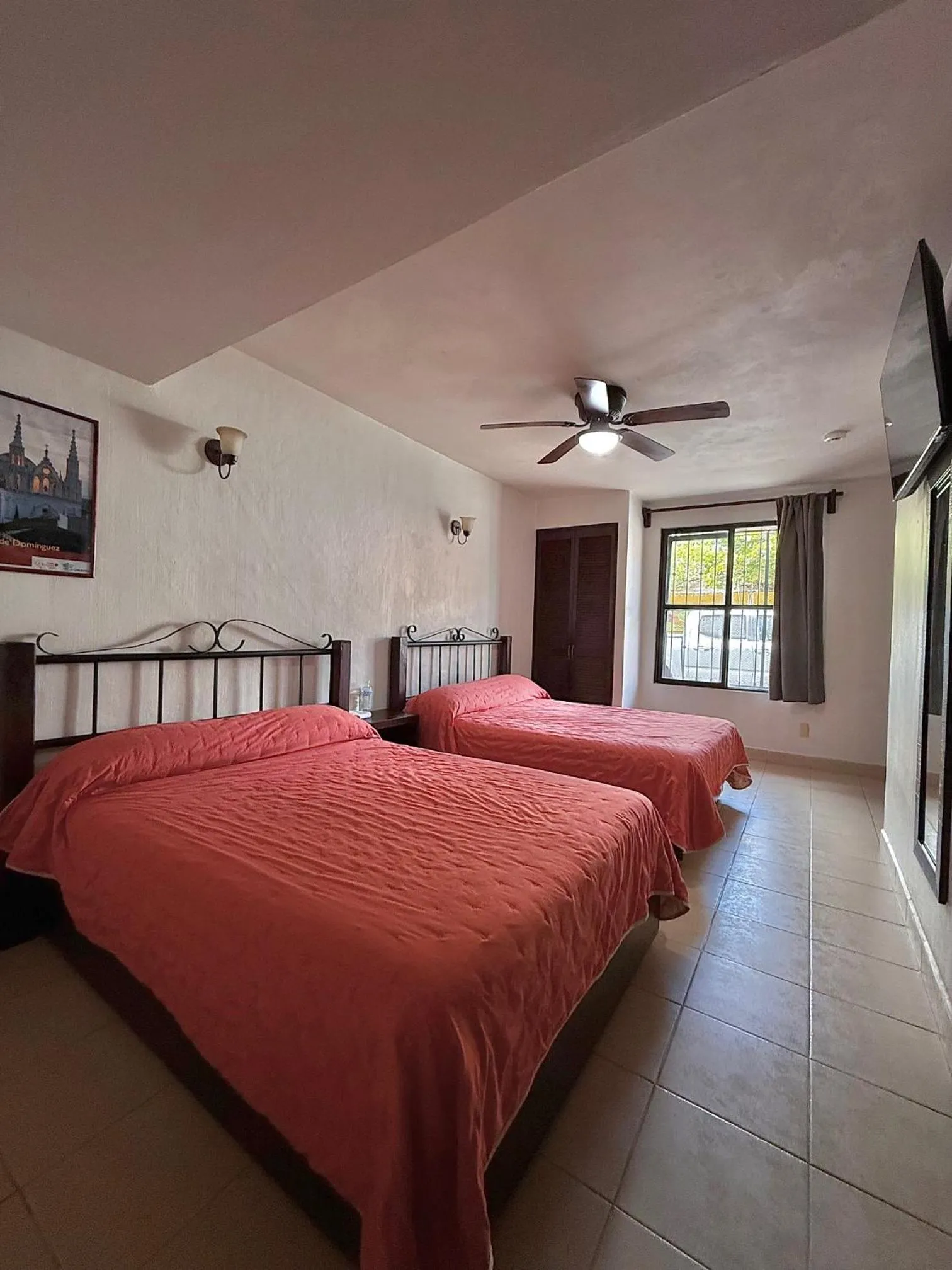 Bed in Hotel Uke Inn Terán