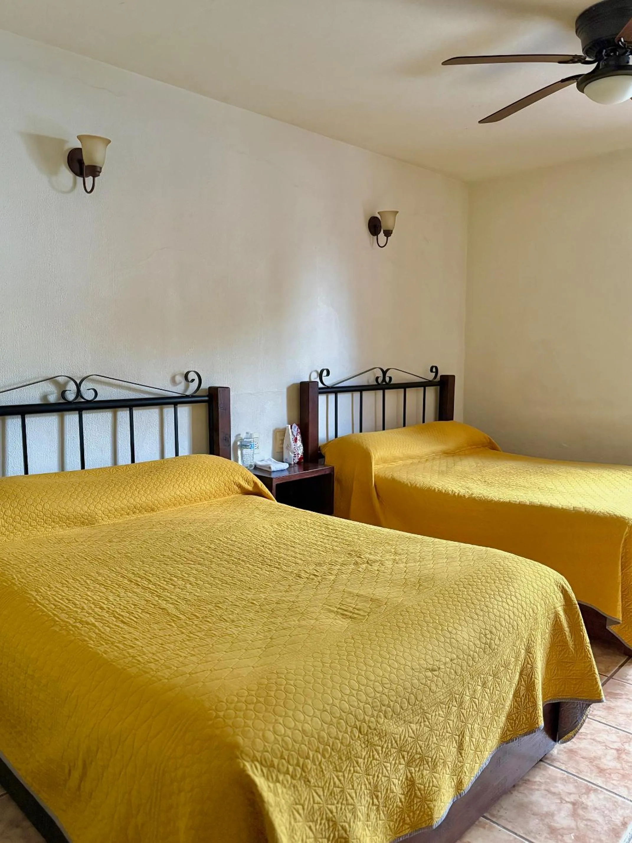 Family, Bed in Hotel Uke Inn Terán