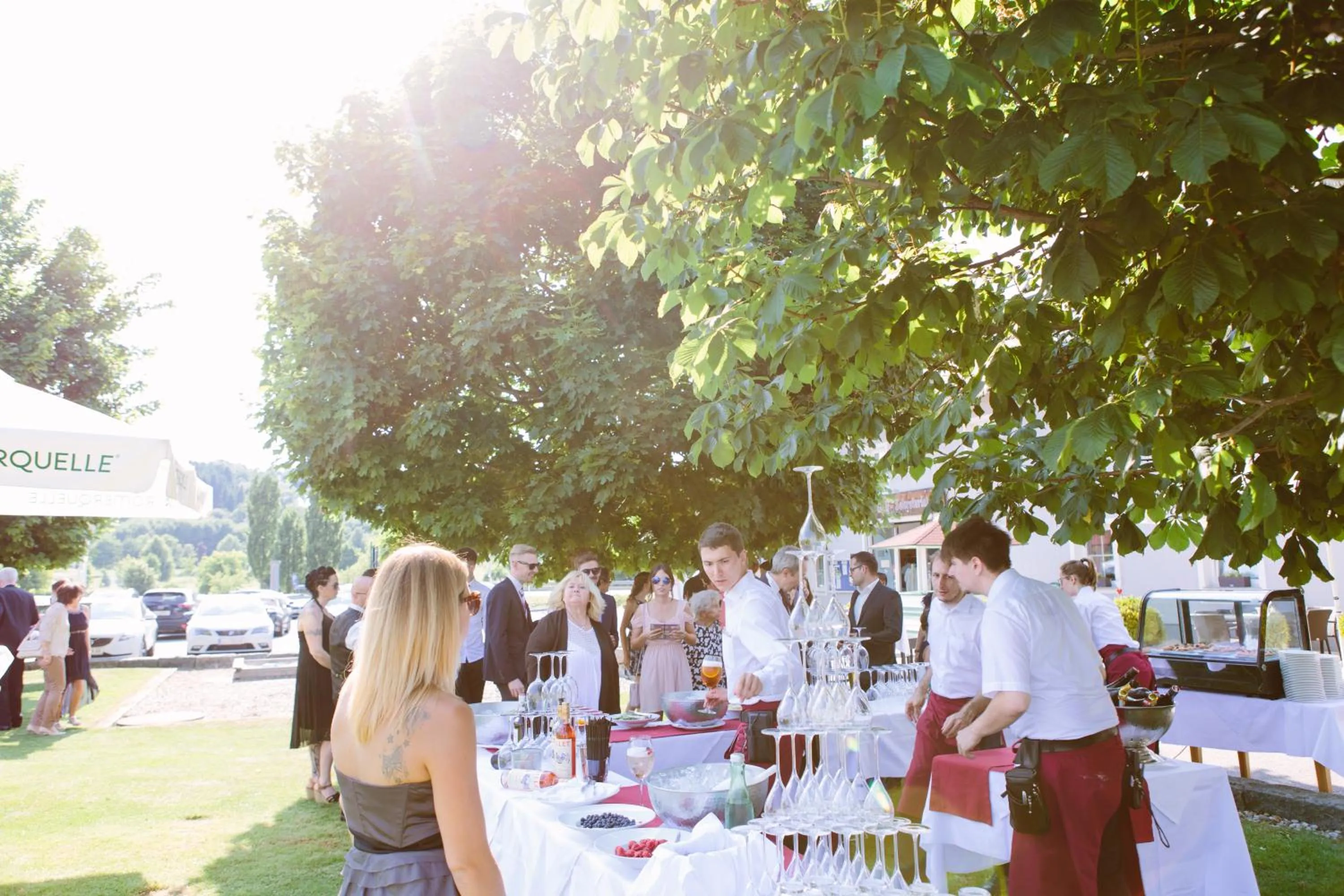 Restaurant/places to eat in Metzenhof