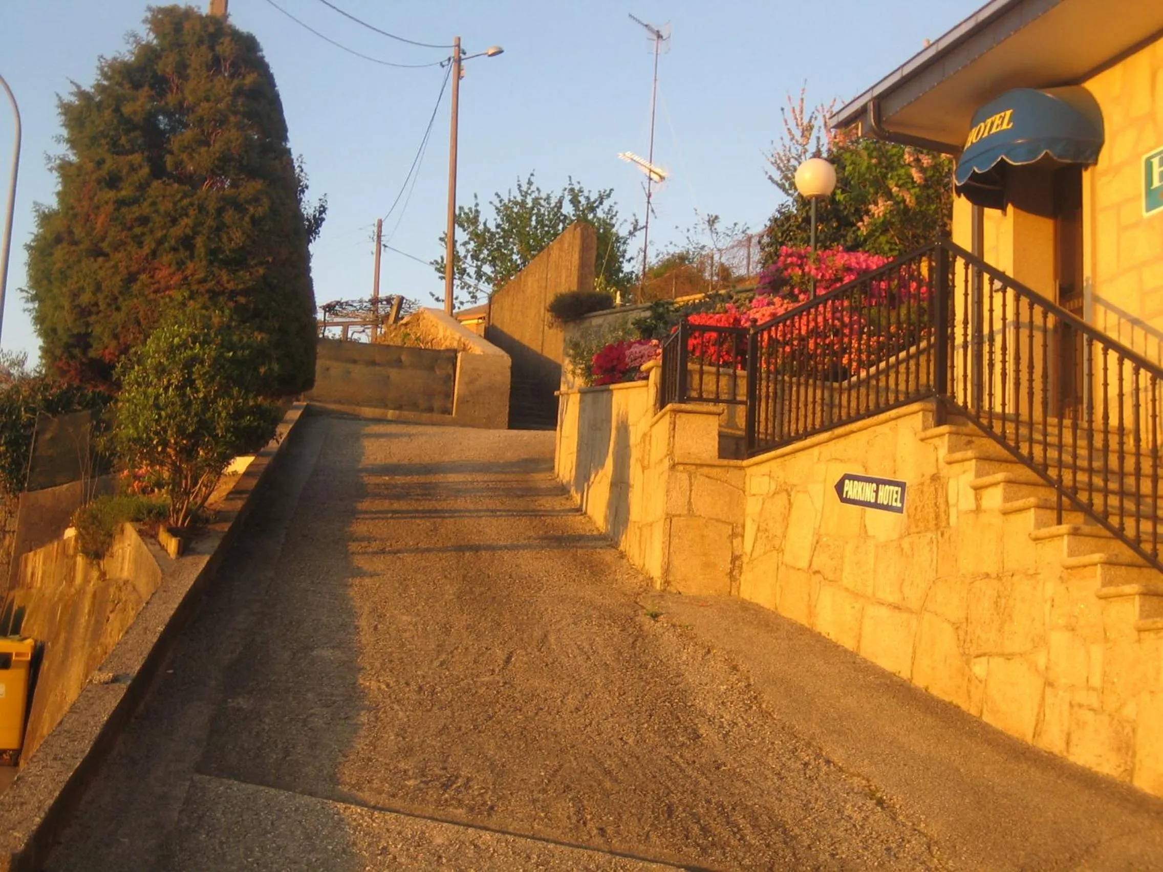 Facade/entrance in Hotel Chola
