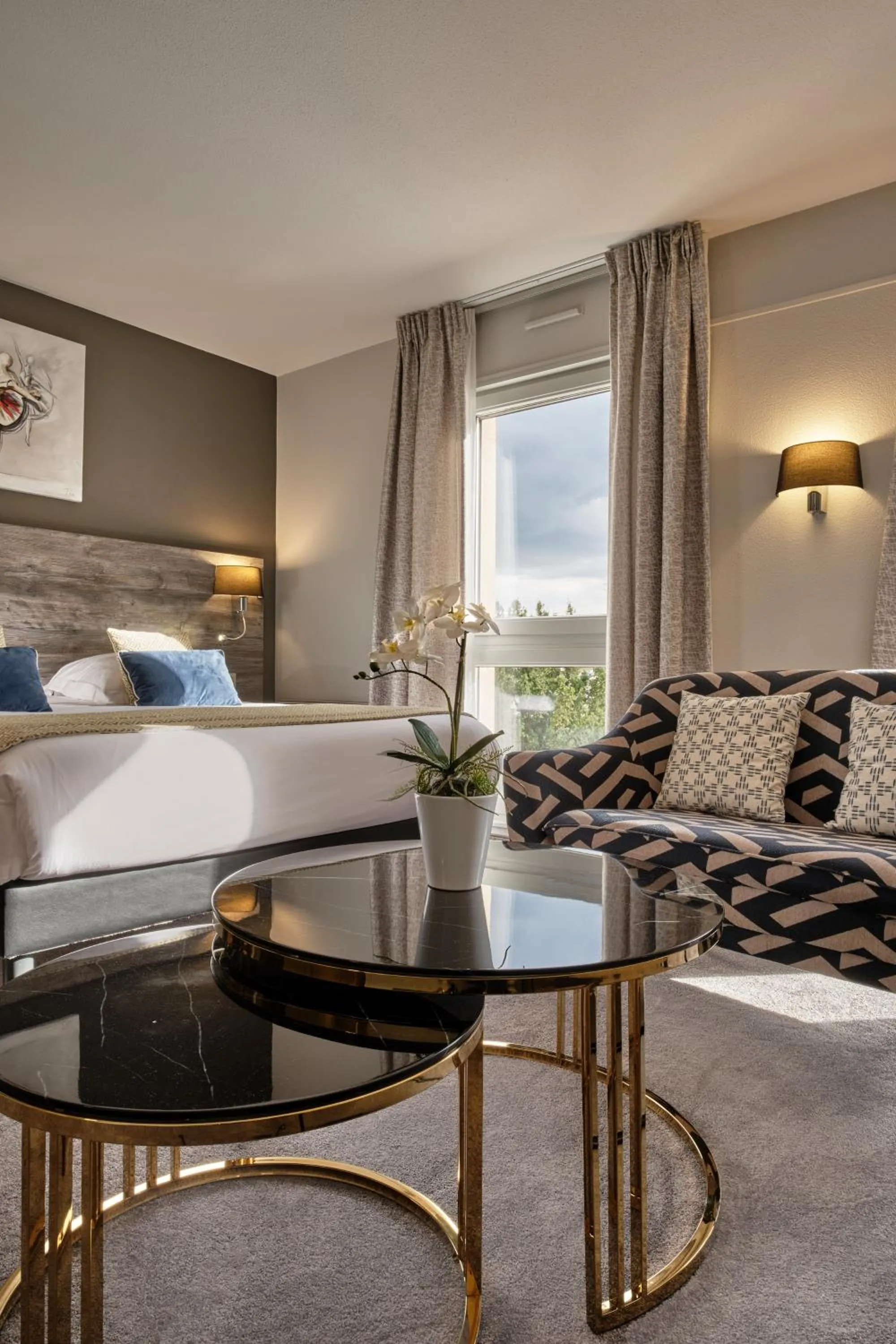 Bedroom, Bed in Hotel Restaurant Crystal