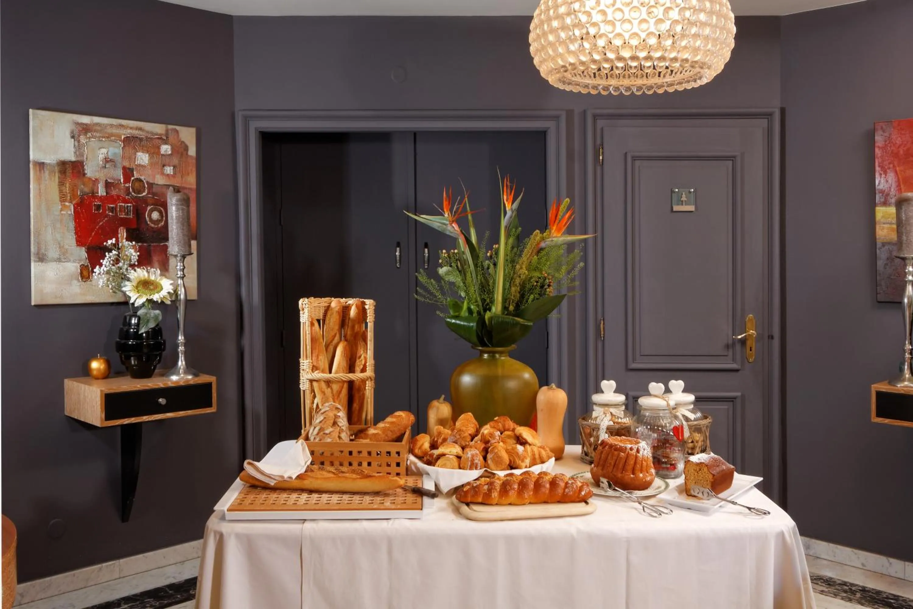 Buffet breakfast in Hotel Restaurant Crystal