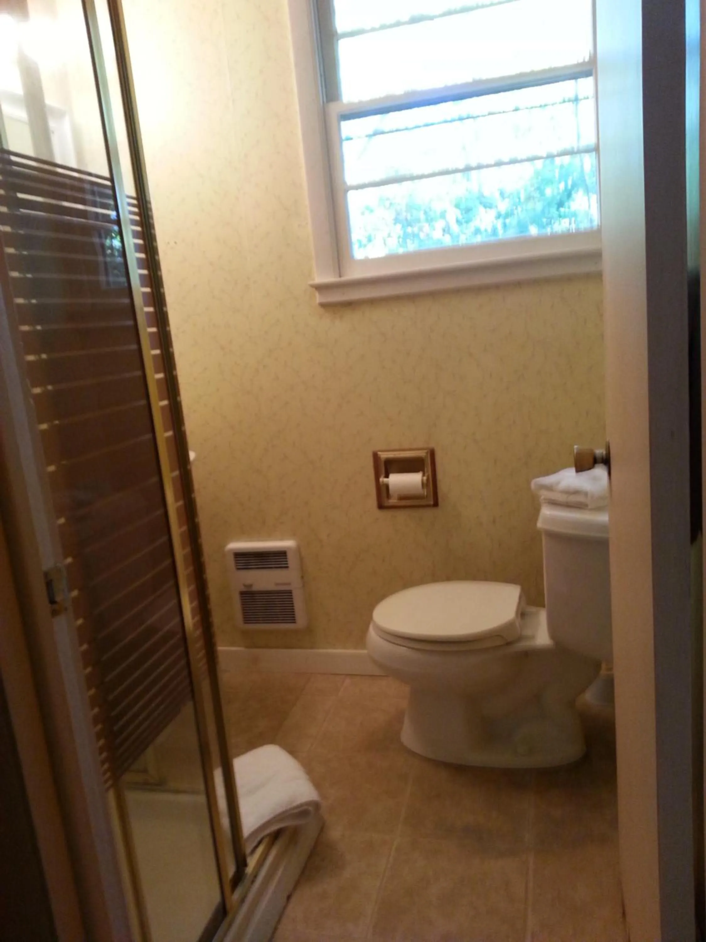Bathroom in Arrowmont Stables & Cabins