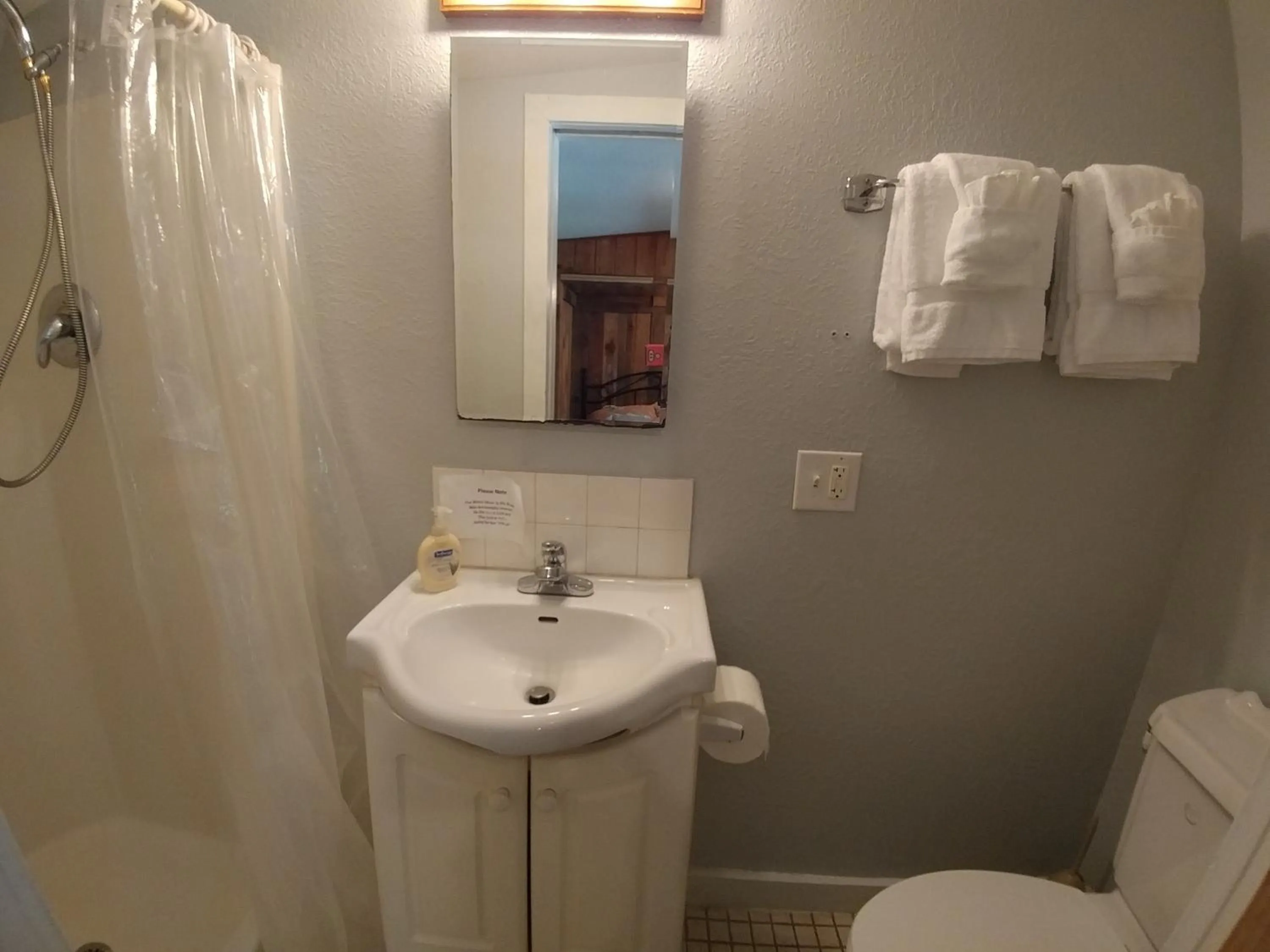 Shower in Arrowmont Stables & Cabins