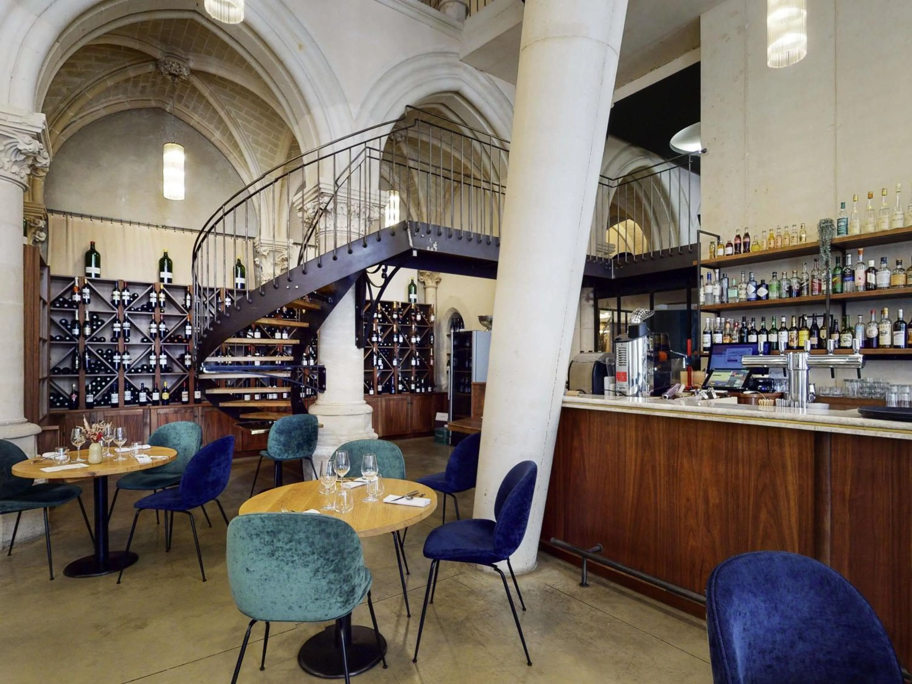 Restaurant/places to eat in Mercure Poitiers Centre