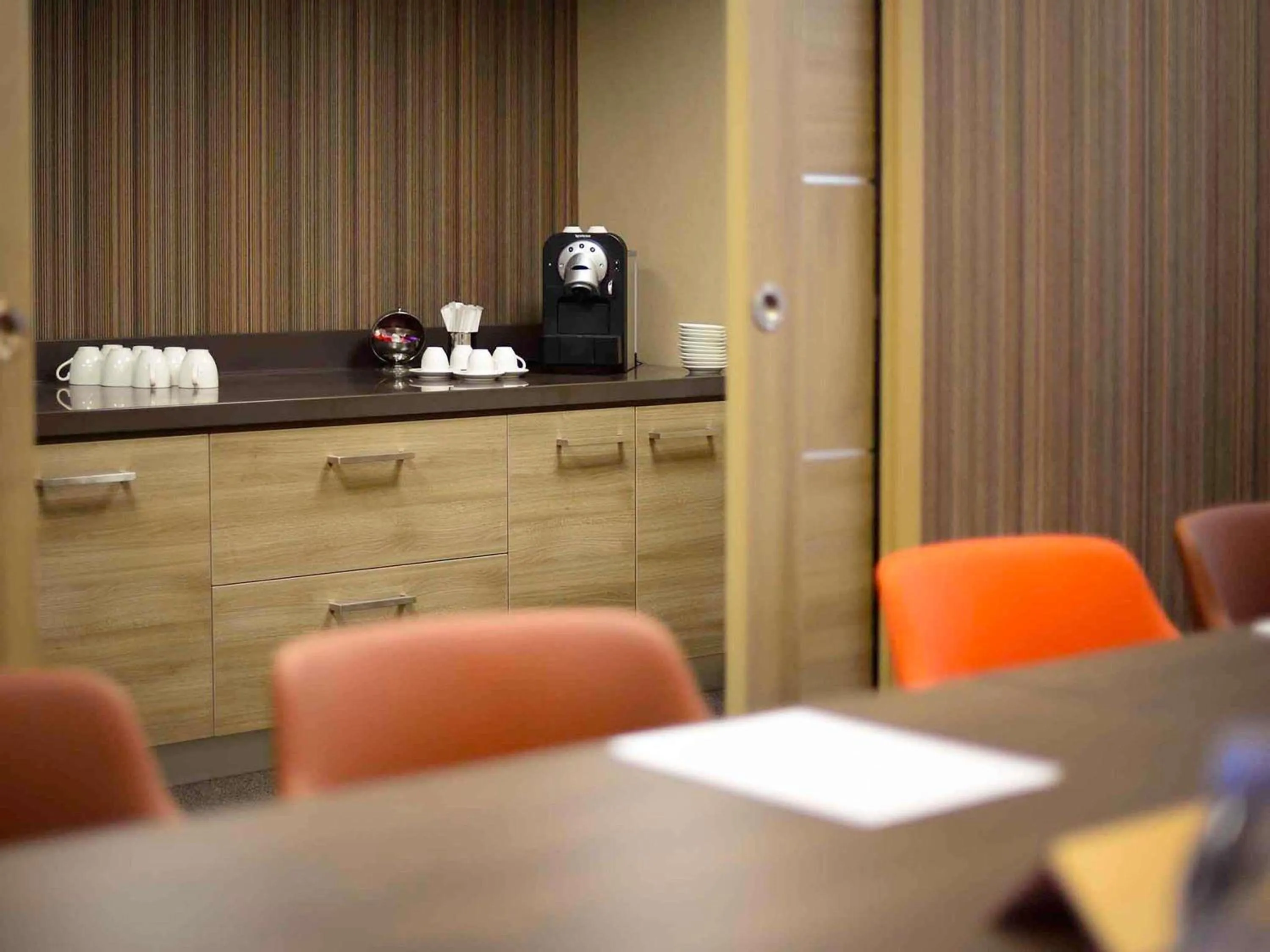 Meeting/conference room in Mercure Poitiers Centre