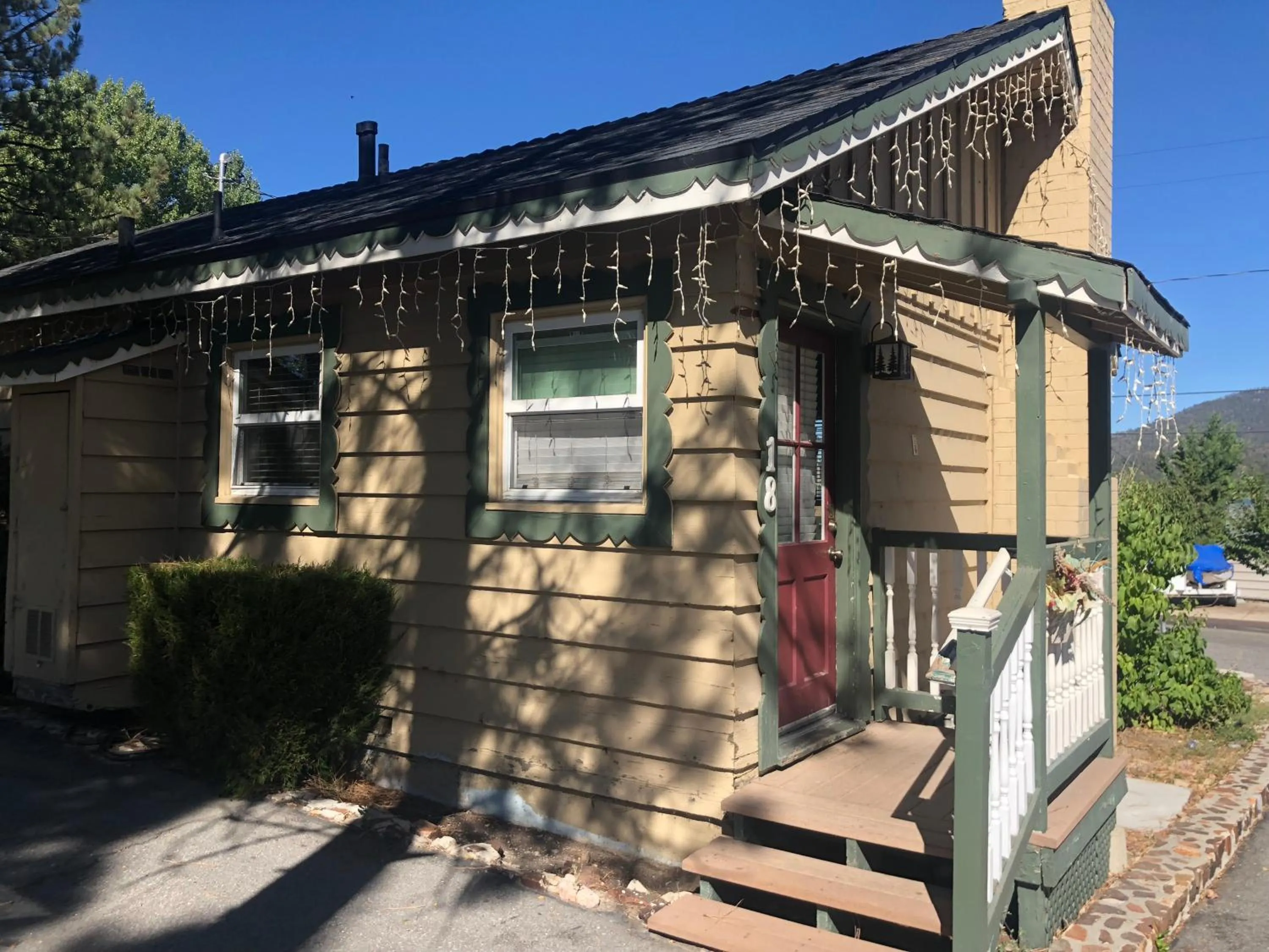 Property building in Fireside Lodge