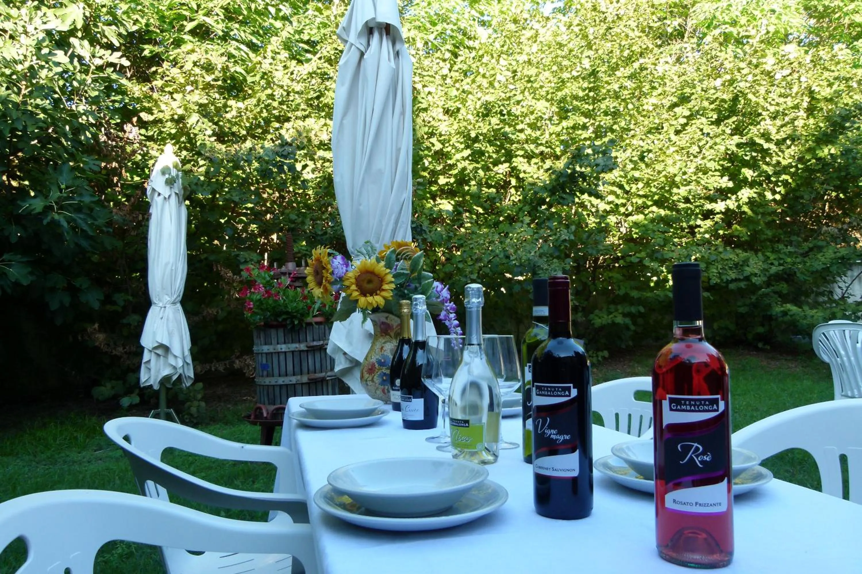 Garden view in Residence Tenuta Gambalonga