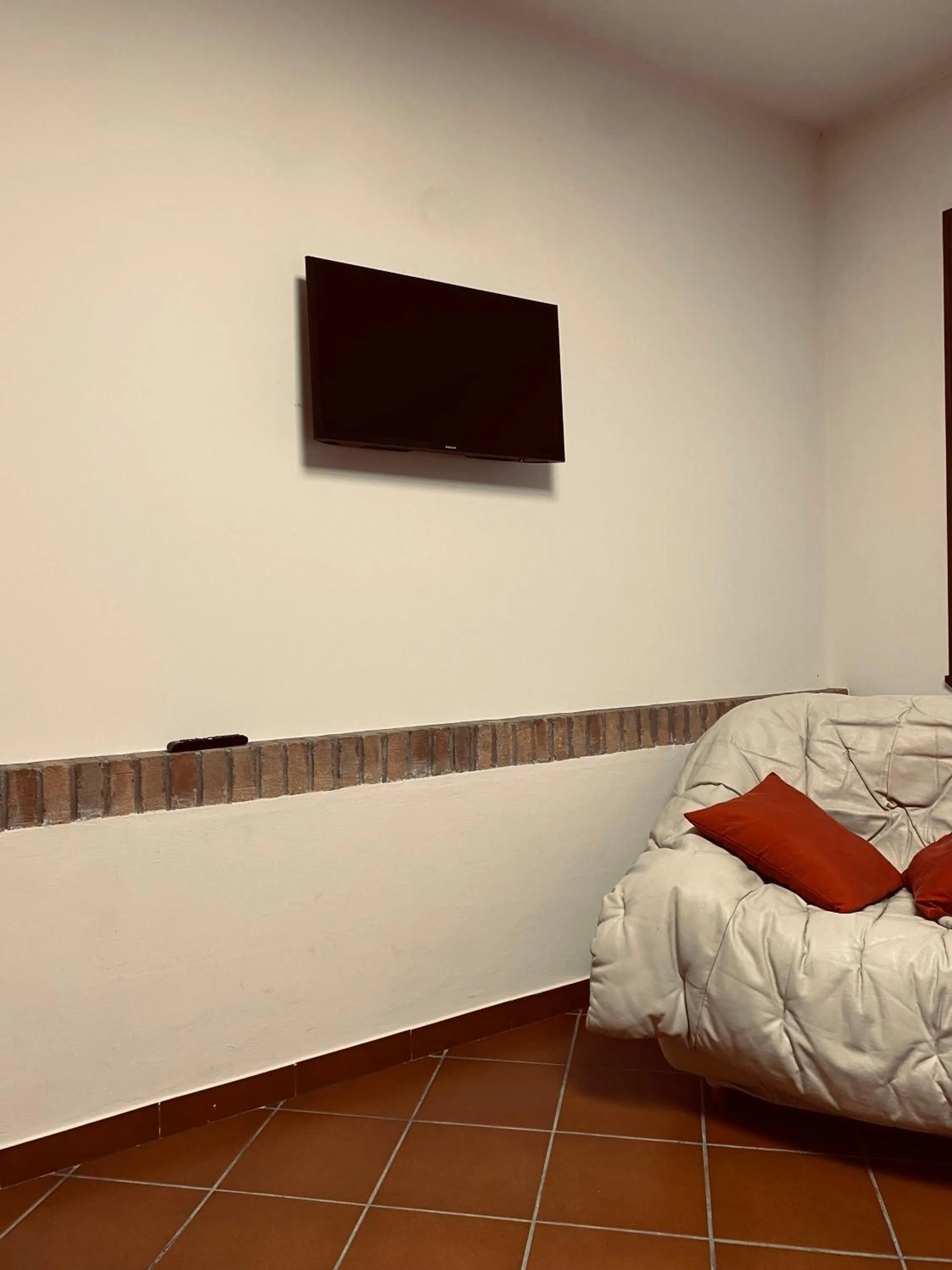 TV and multimedia, Bed in Residence Tenuta Gambalonga
