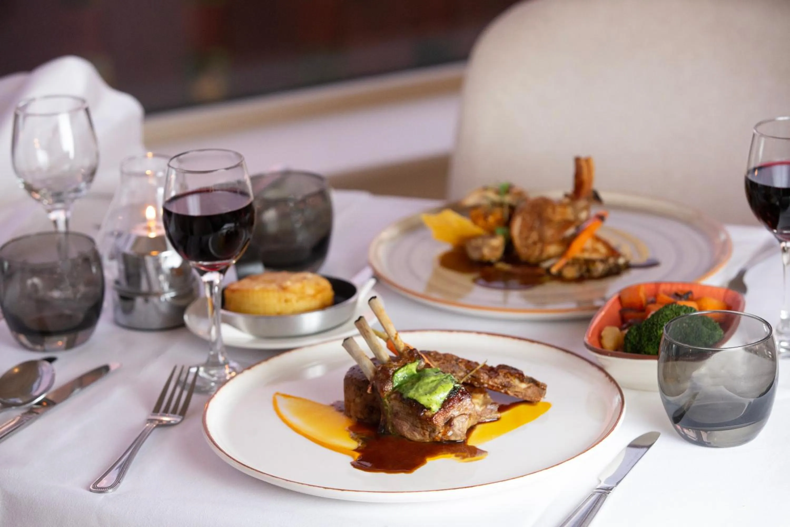 Dinner in Killarney Heights Hotel