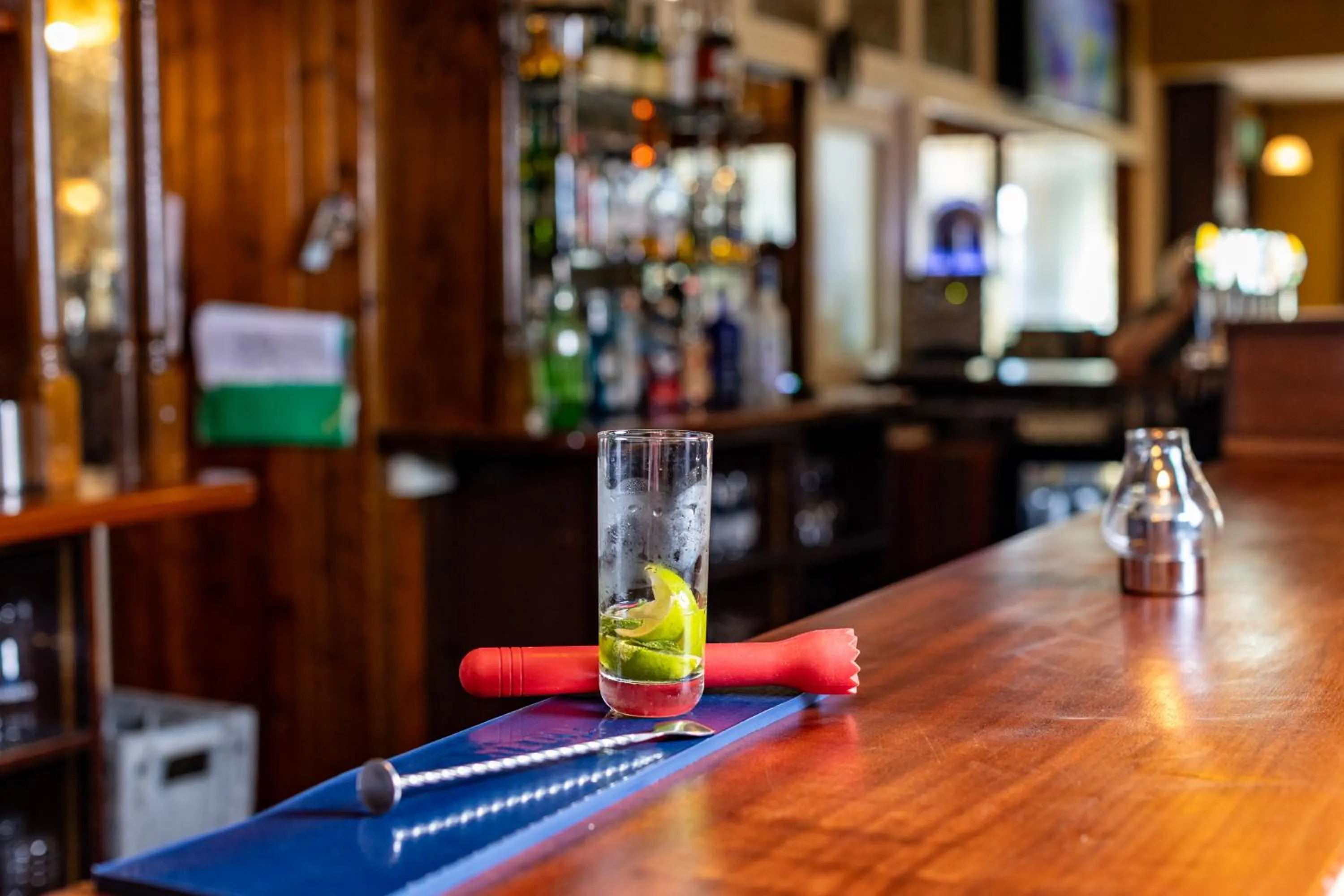 Lounge or bar in Killarney Heights Hotel