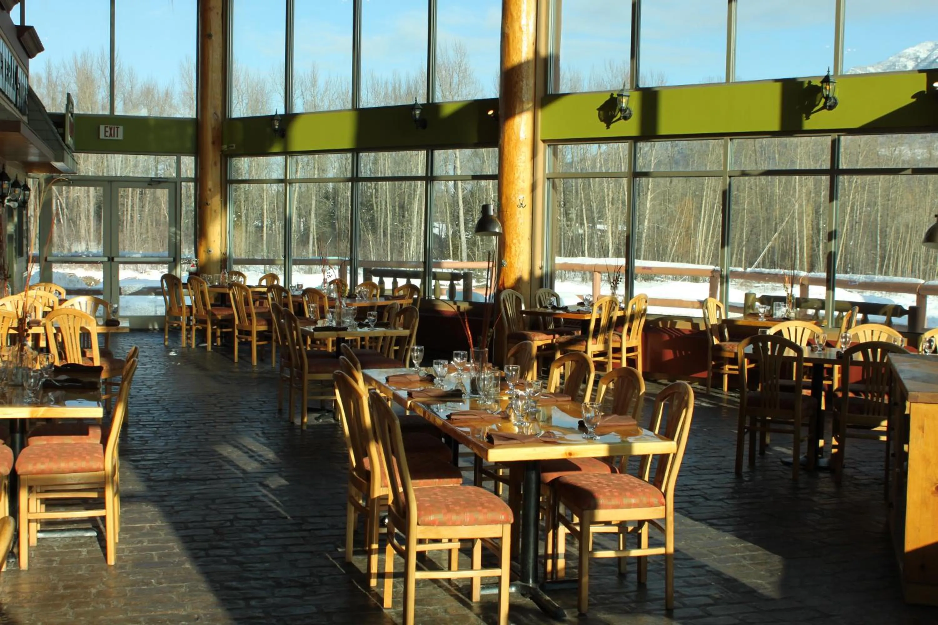 Restaurant/places to eat in Fernie Stanford Resort