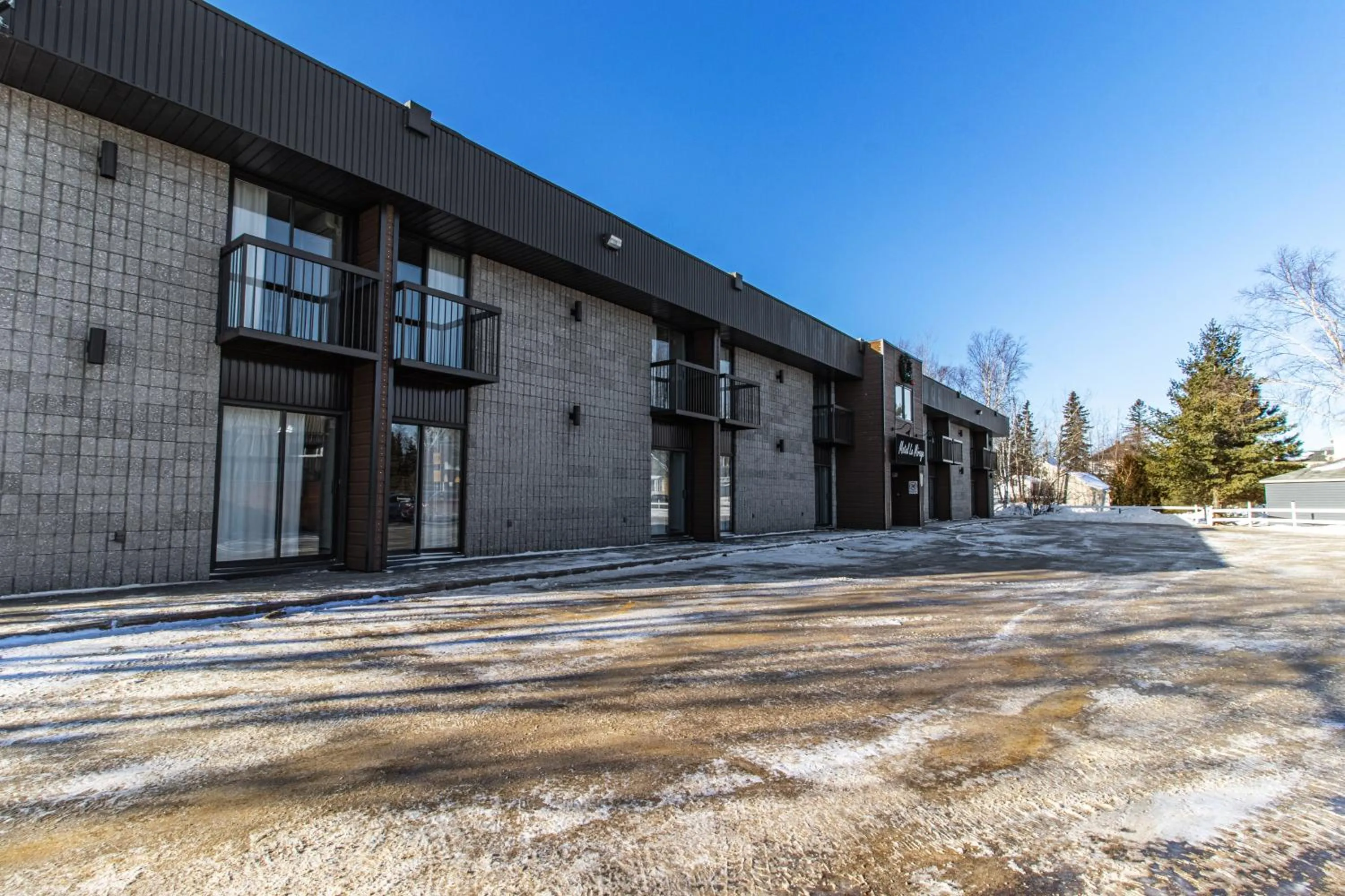 Property building in Clarion Pointe La Malbaie