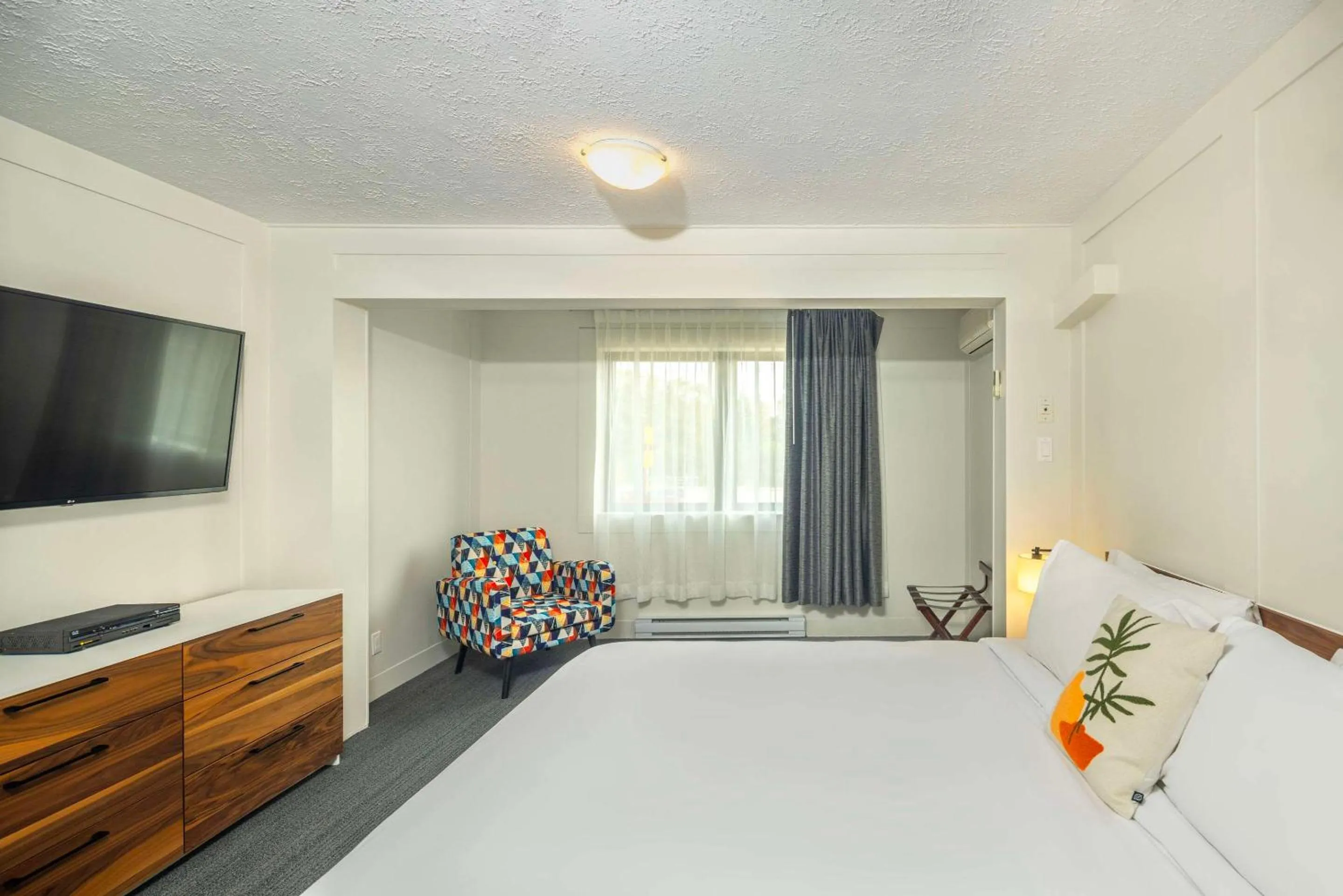 Bedroom, Bed in Clarion Pointe La Malbaie