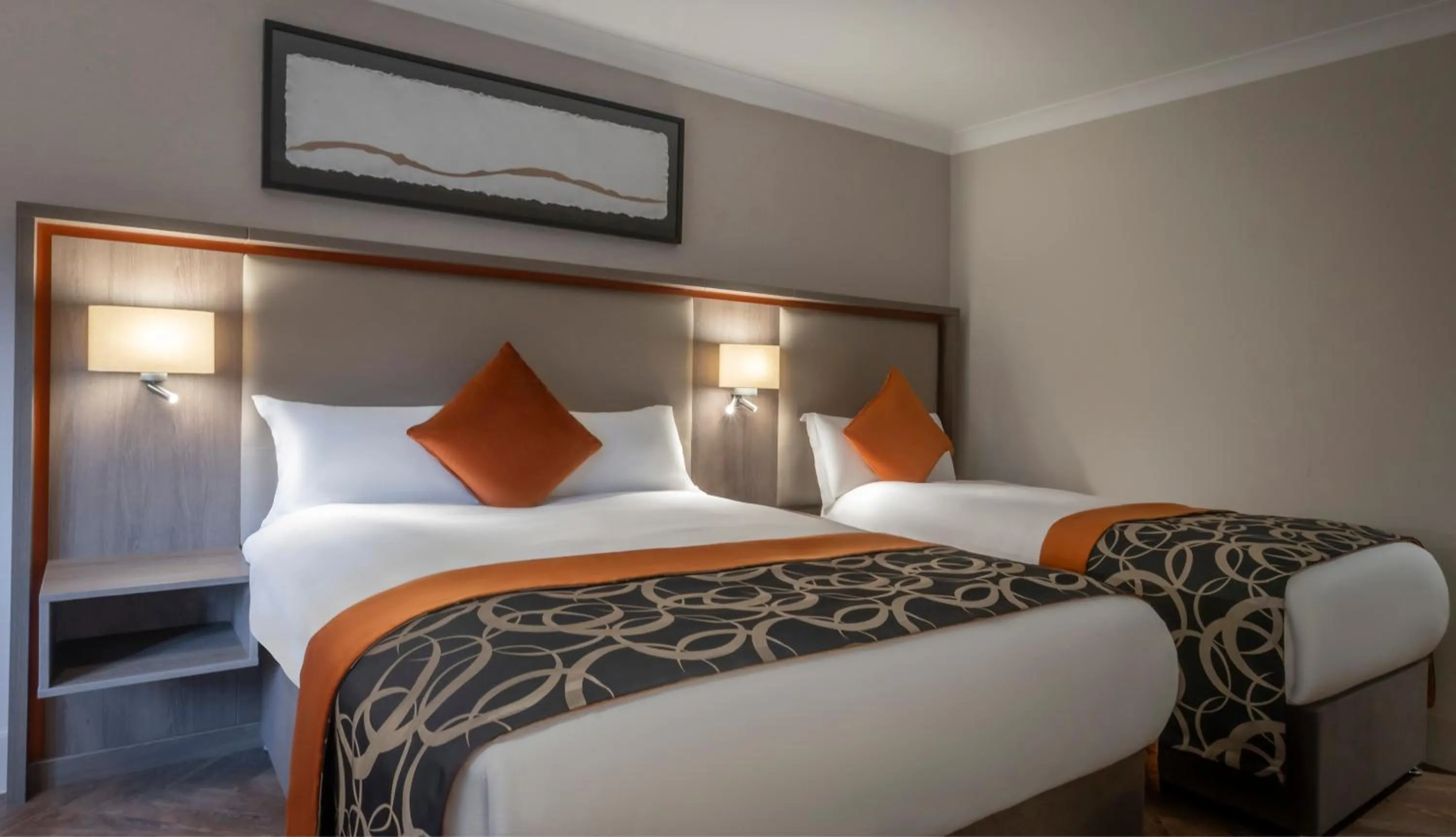 Bedroom, Bed in Clayton Hotel Ballsbridge