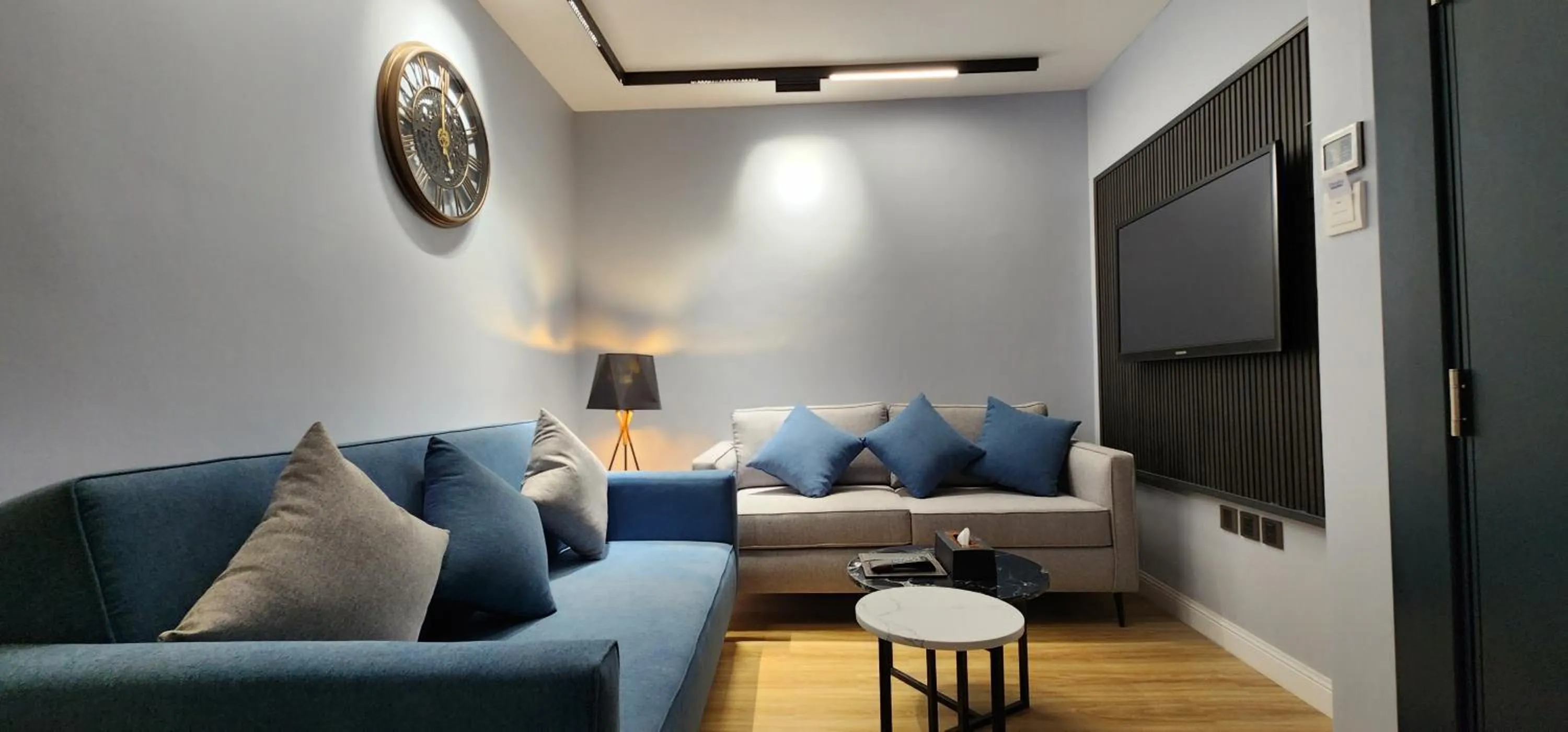 TV and multimedia in Qasr Al Sahab