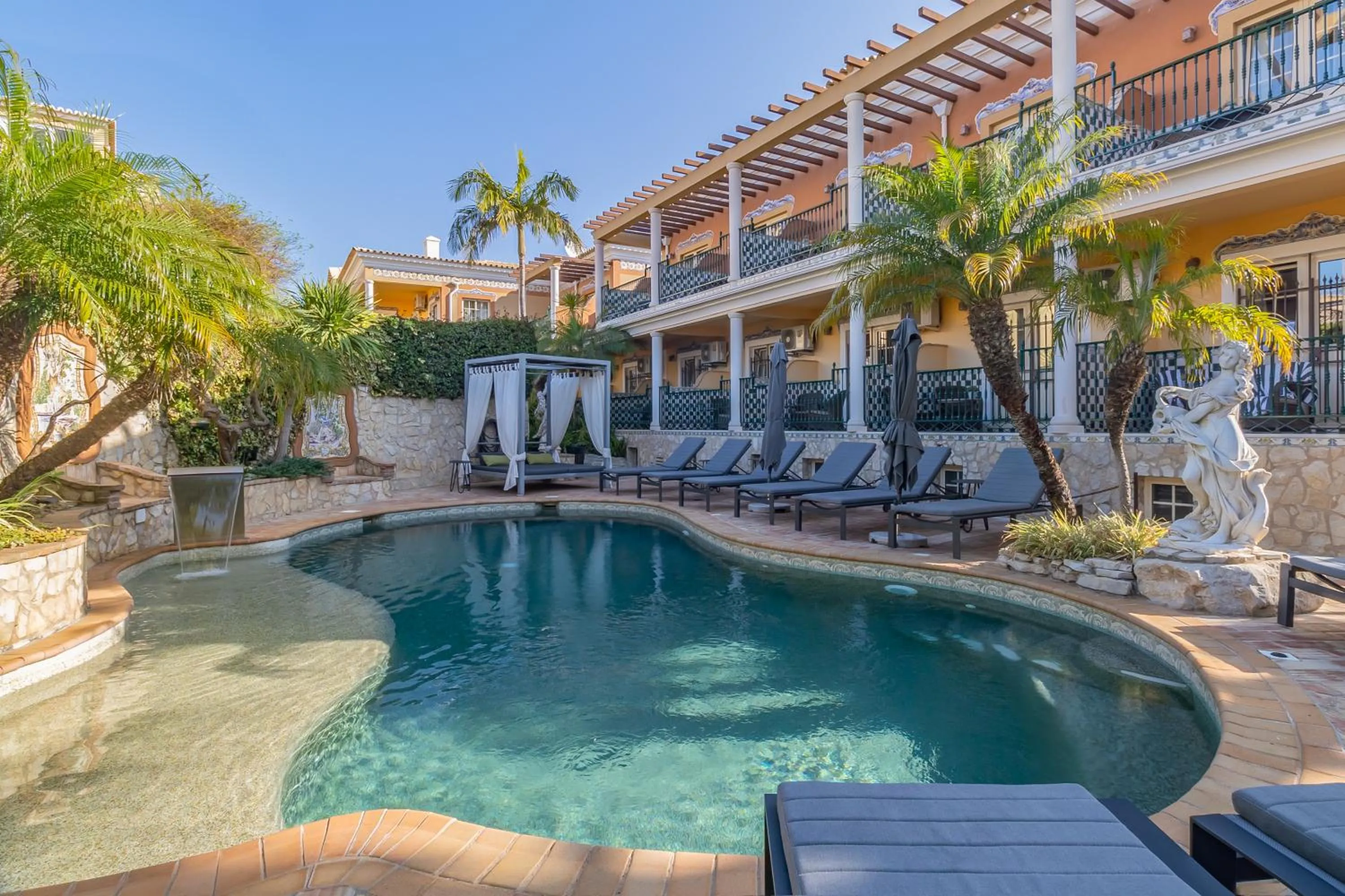 Charming Residence & Guest House Dom Manuel I Adults only