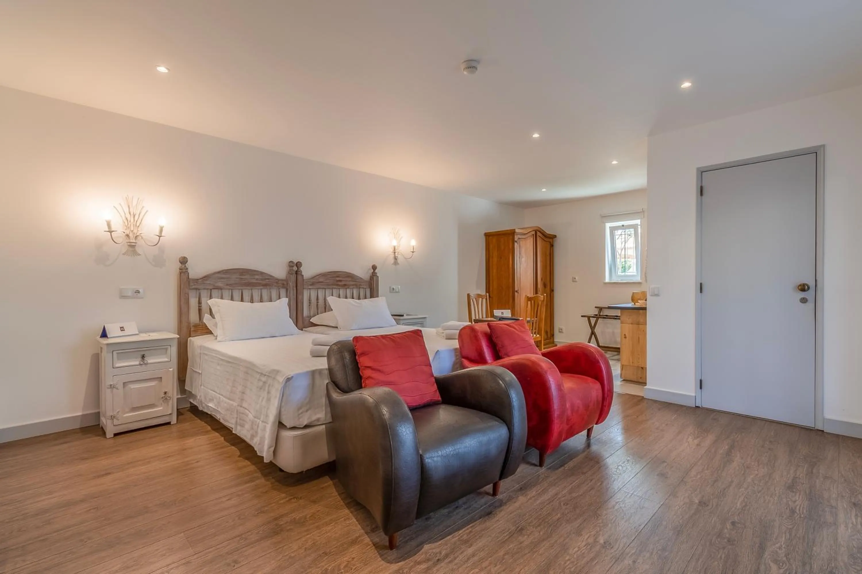 Bed in Charming Residence & Guest House Dom Manuel I Adults only