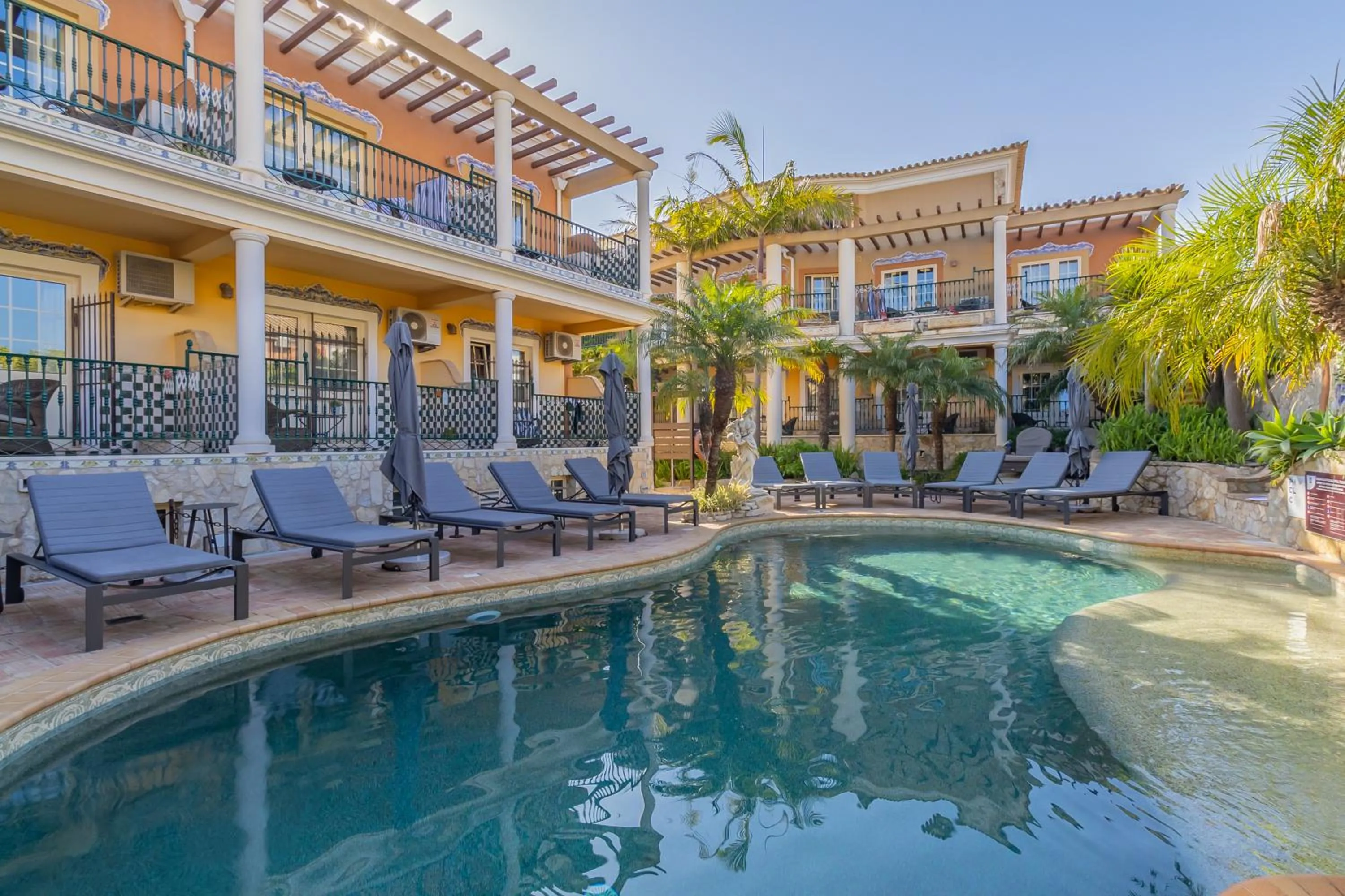 Charming Residence & Guest House Dom Manuel I Adults only