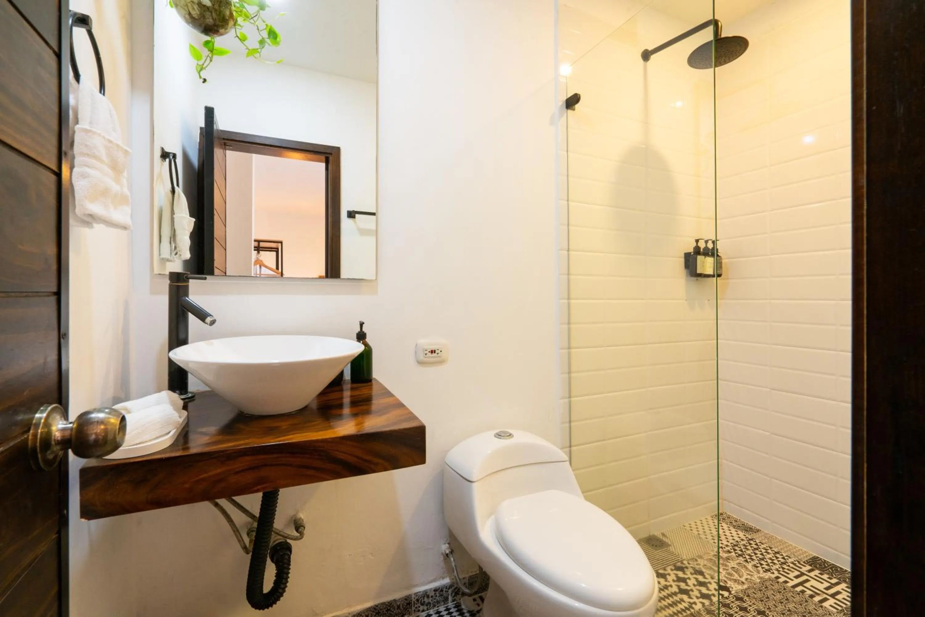 Shower in Terasu Hotel Boutique Salento