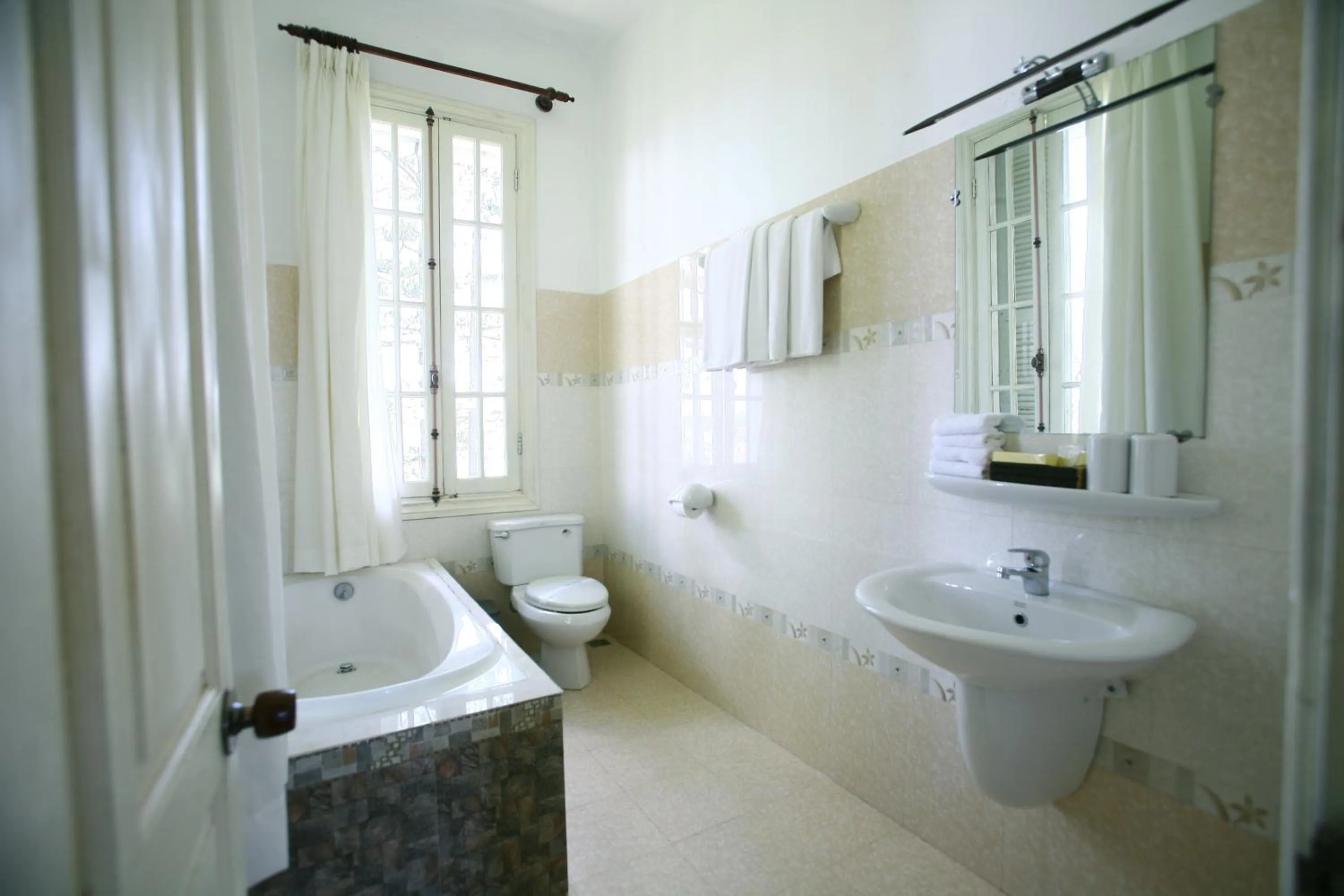 Toilet in Dalat Cadasa Resort