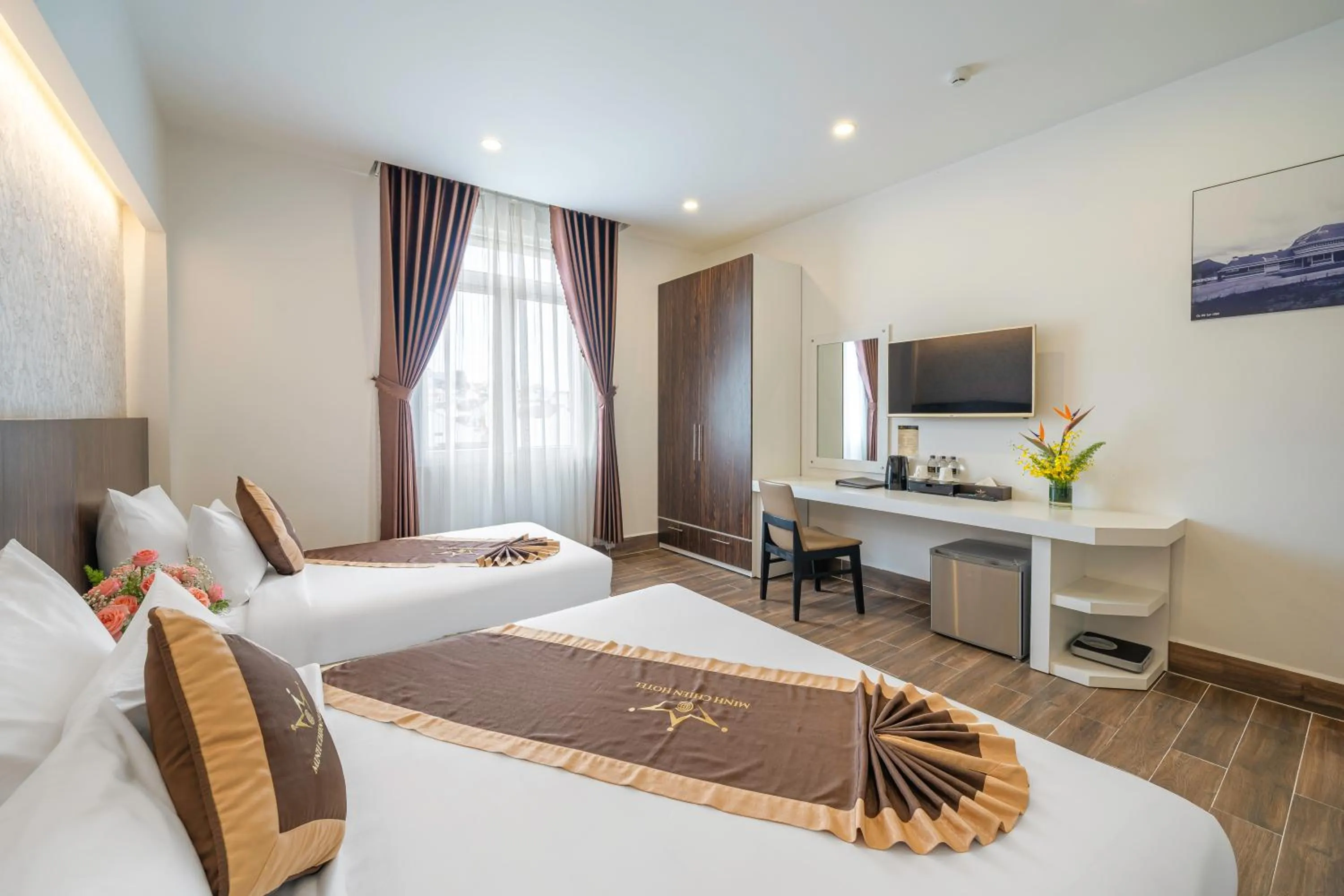 Photo of the whole room, Bed in Minh Chien Hotel