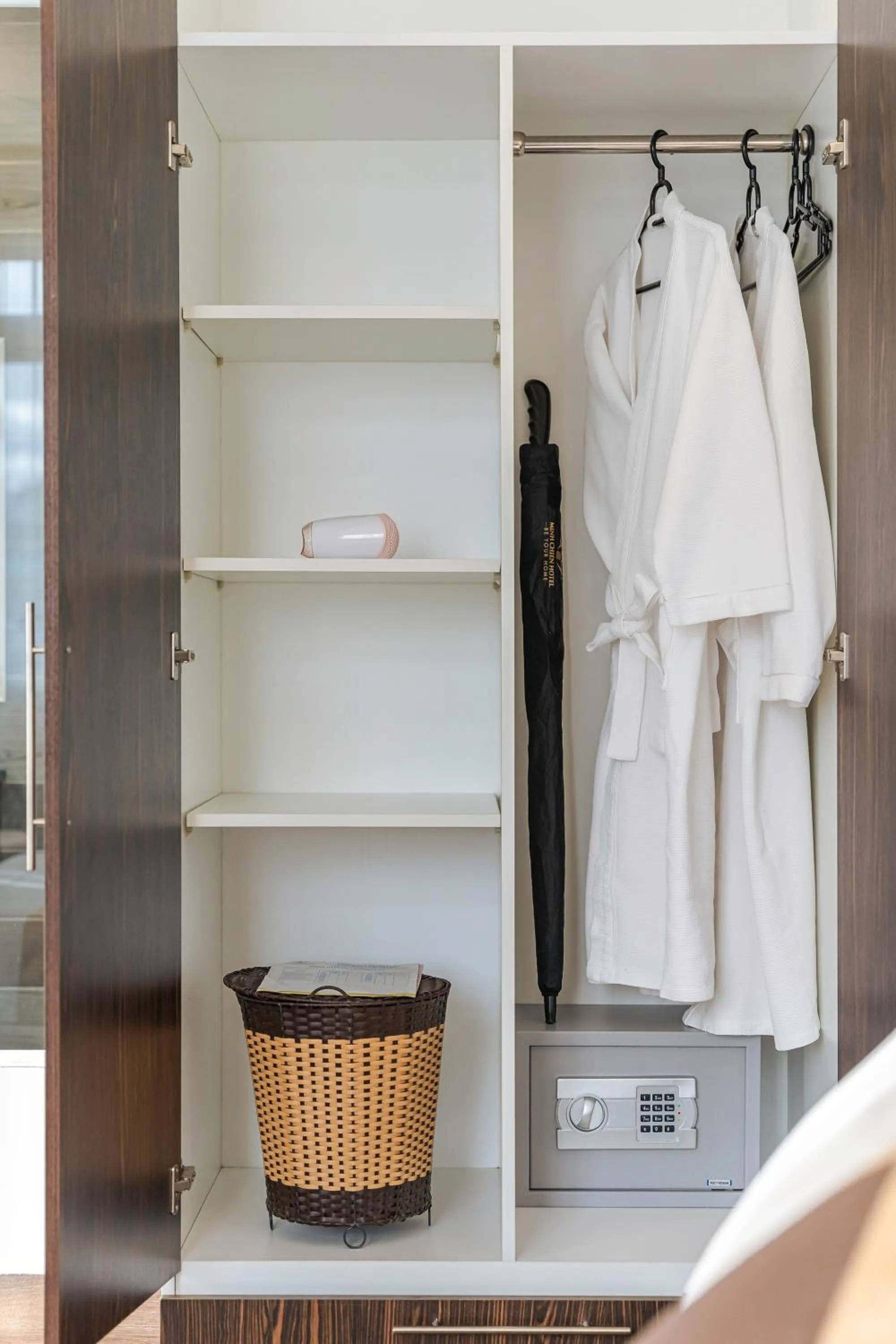 wardrobe in Minh Chien Hotel