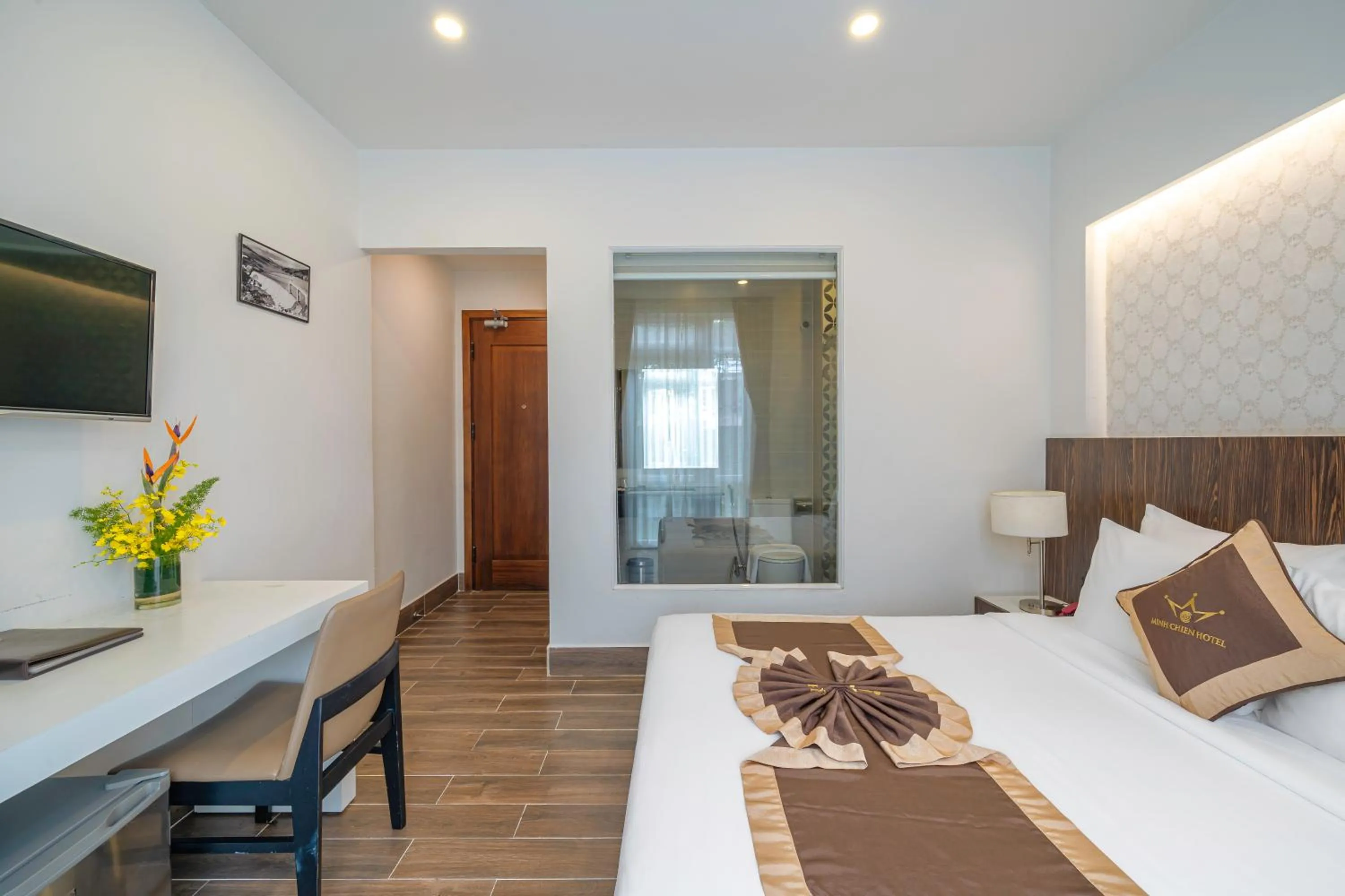 Bedroom, Bed in Minh Chien Hotel