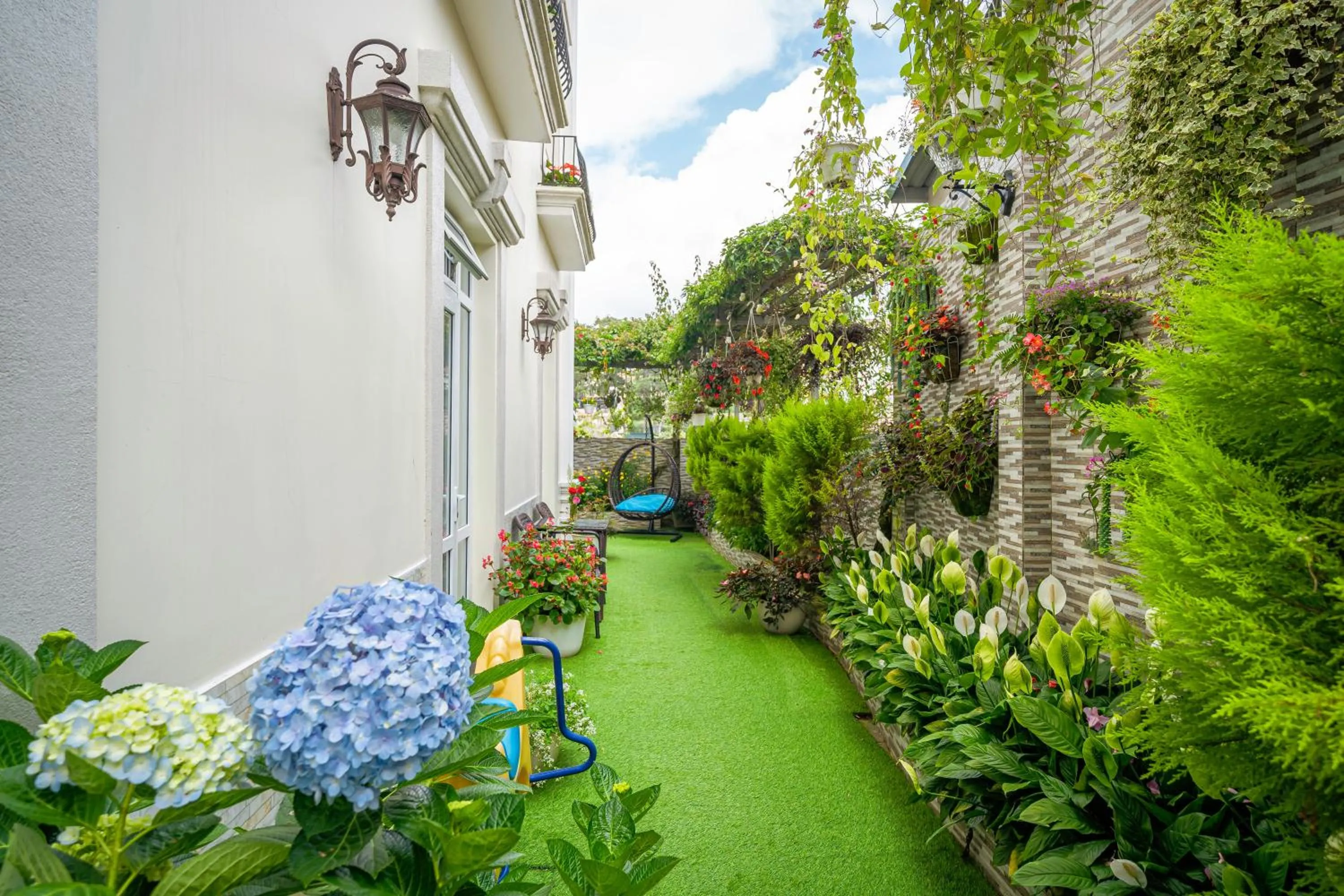 Garden in Minh Chien Hotel