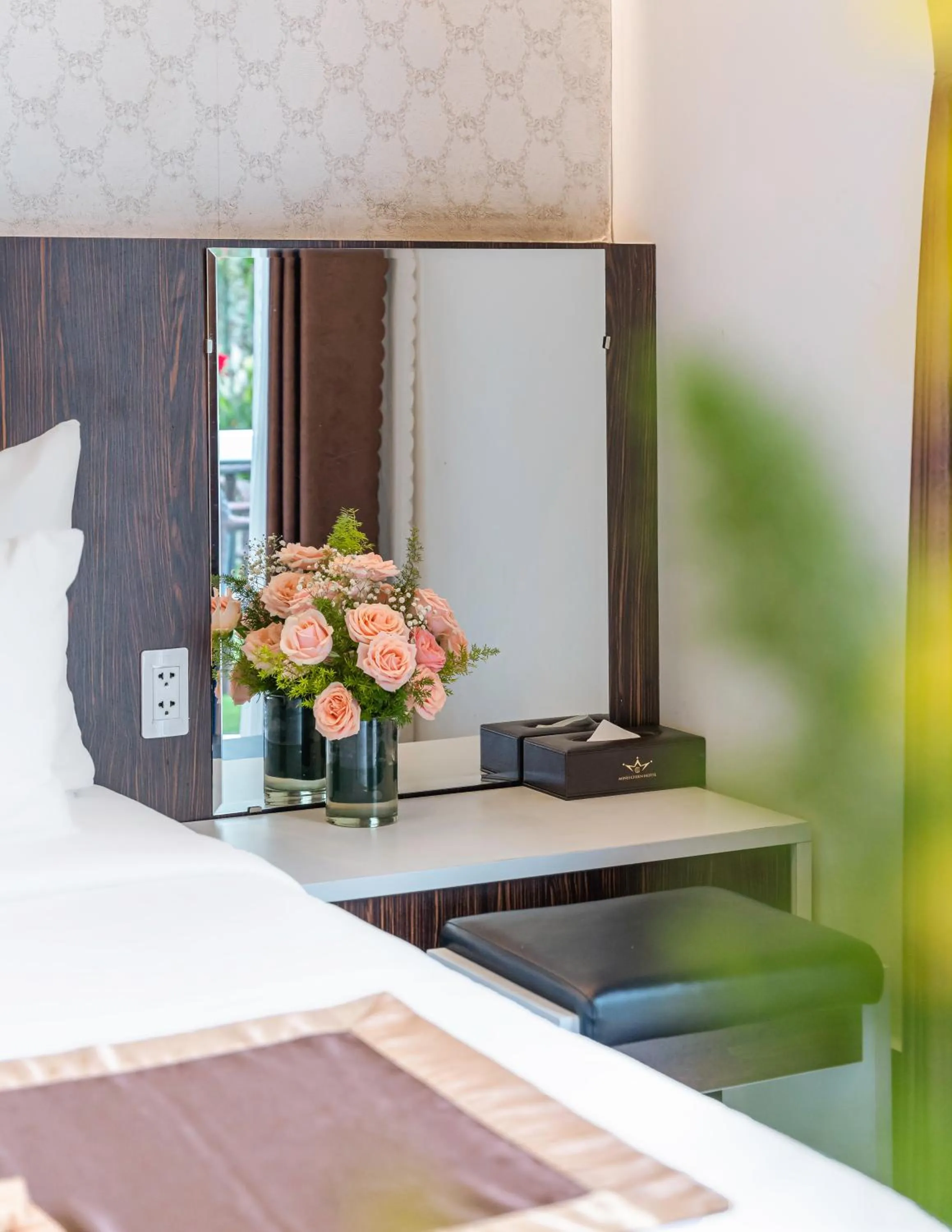 Bedroom, Bed in Minh Chien Hotel