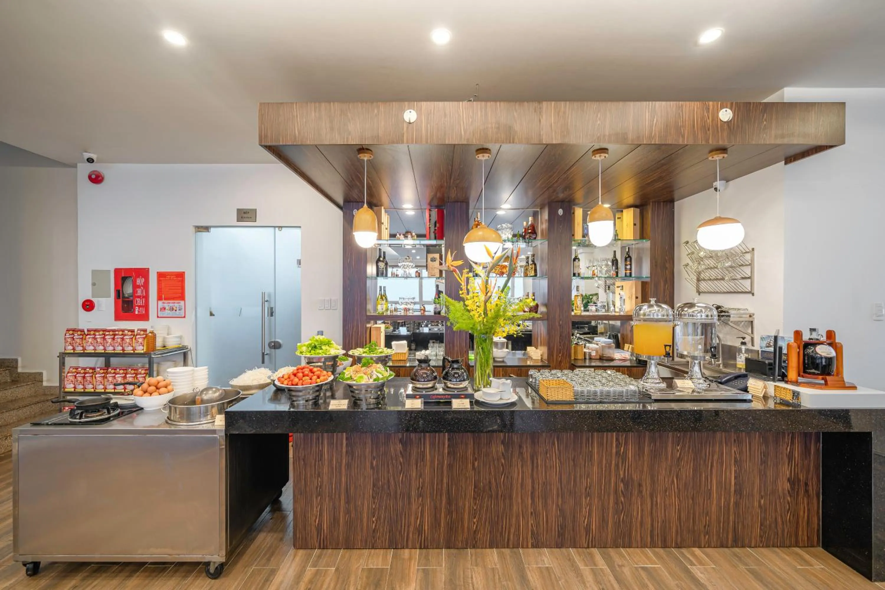 Restaurant/places to eat in Minh Chien Hotel