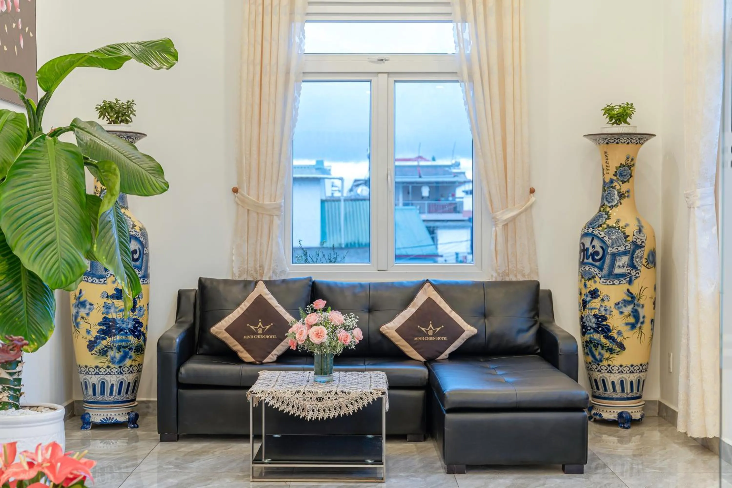 Lobby or reception in Minh Chien Hotel