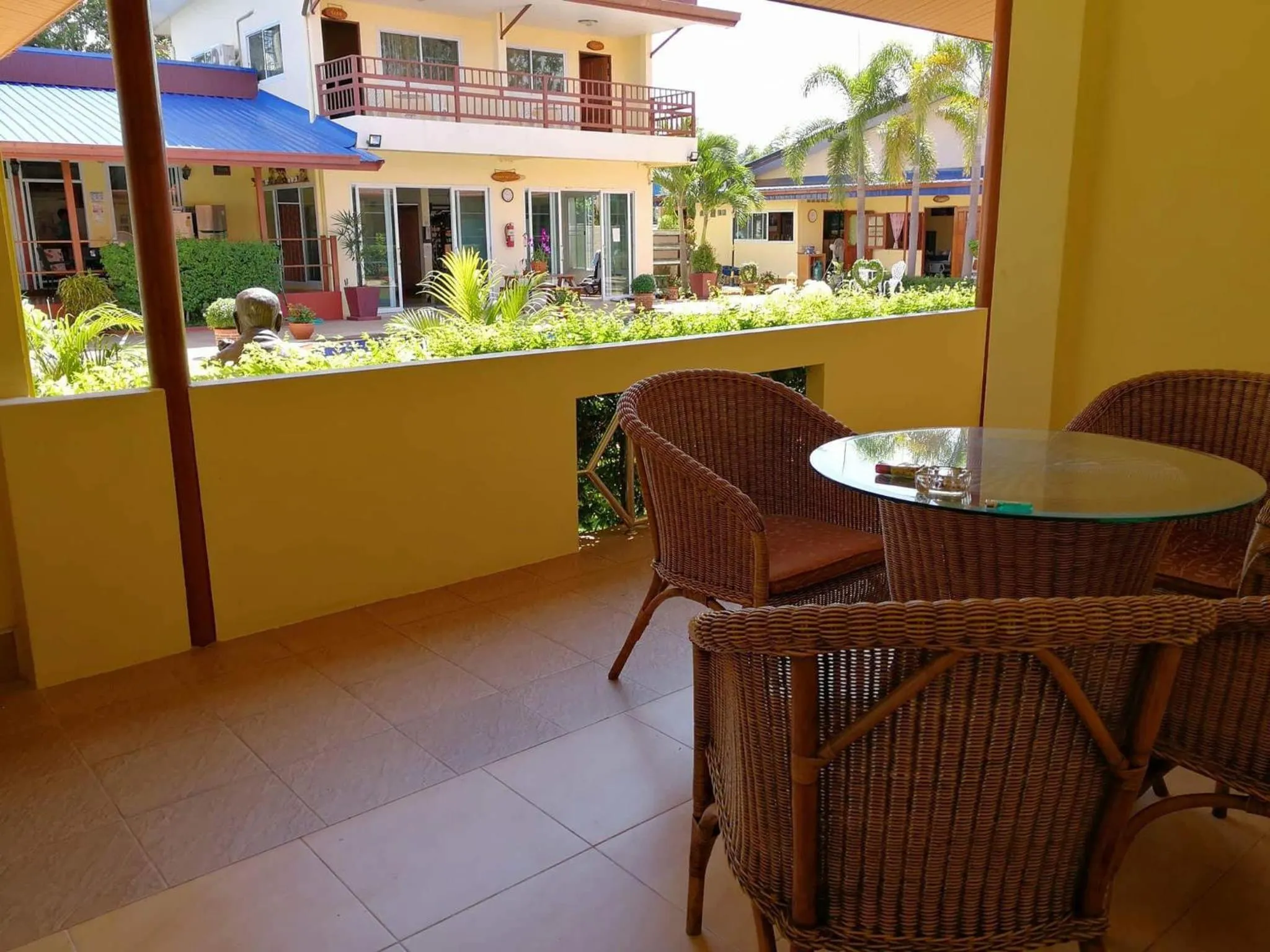 Baan Sabaijai Resort