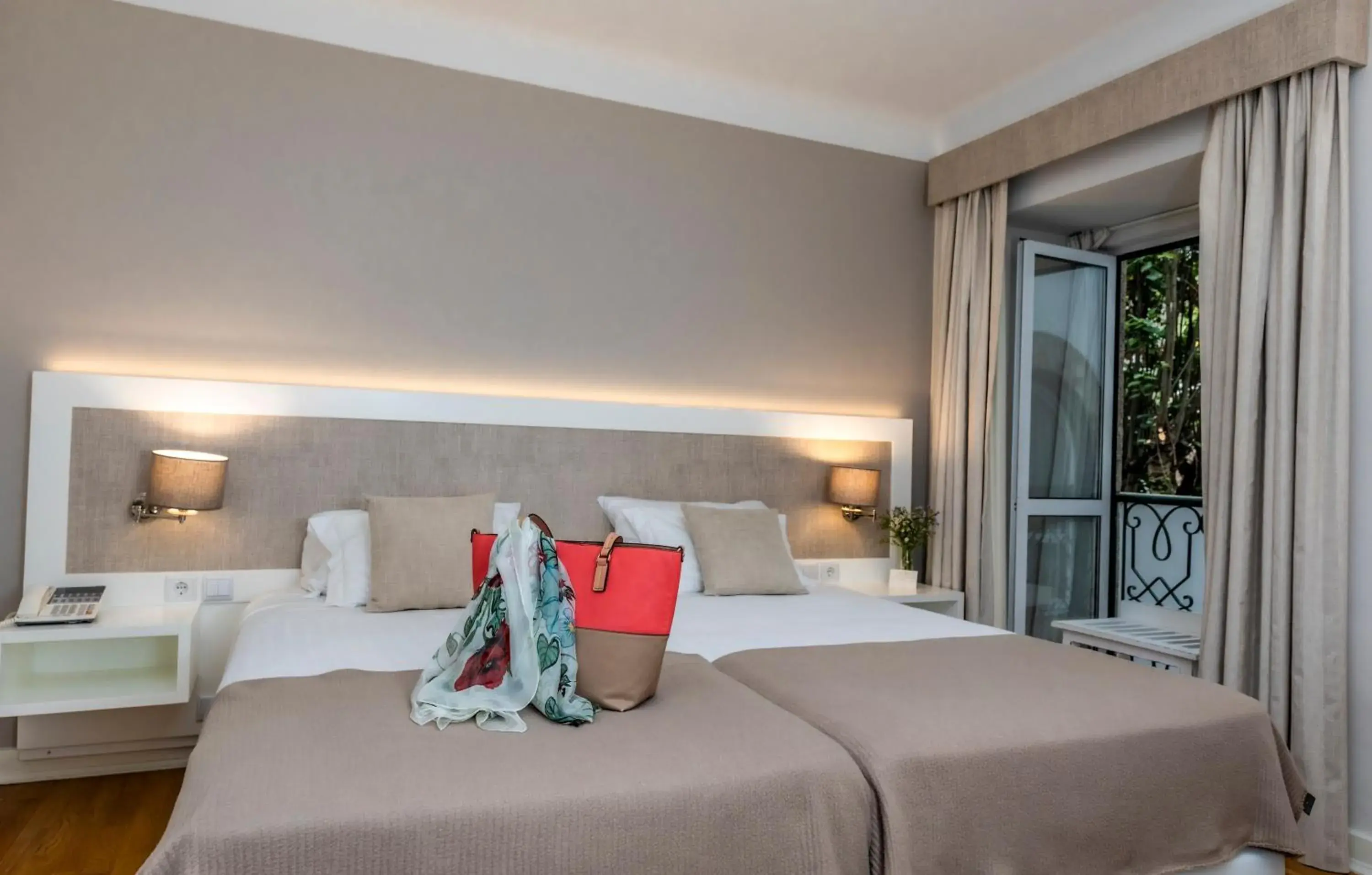 Superior Twin Room in Grande Hotel das Caldas da Felgueira Superior Twin Room in Grande Hotel das Caldas da Felgueira