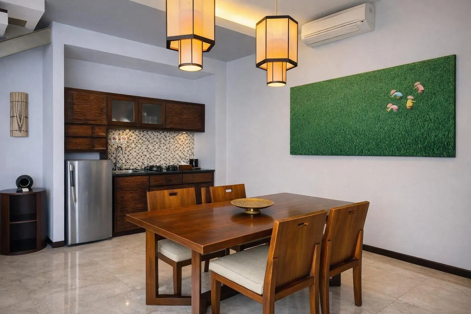 Kitchen or kitchenette in Seminyak Icon - by Karaniya Experience - CHSE certified