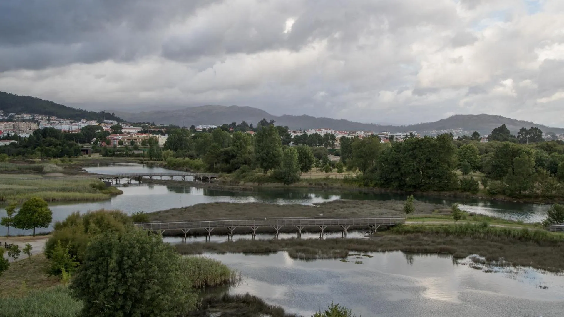 Lake view in Hotel do Parque