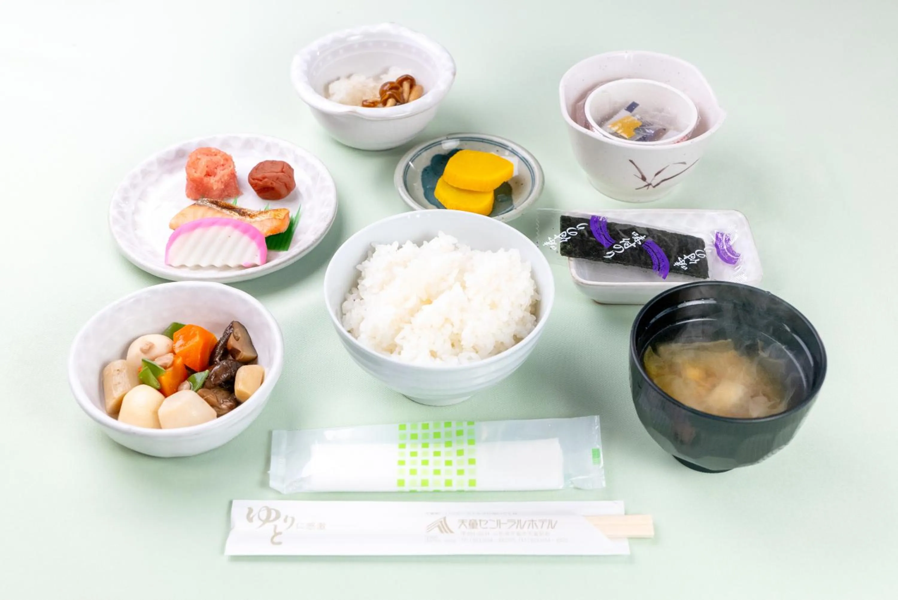 Breakfast in Tendo Central Hotel