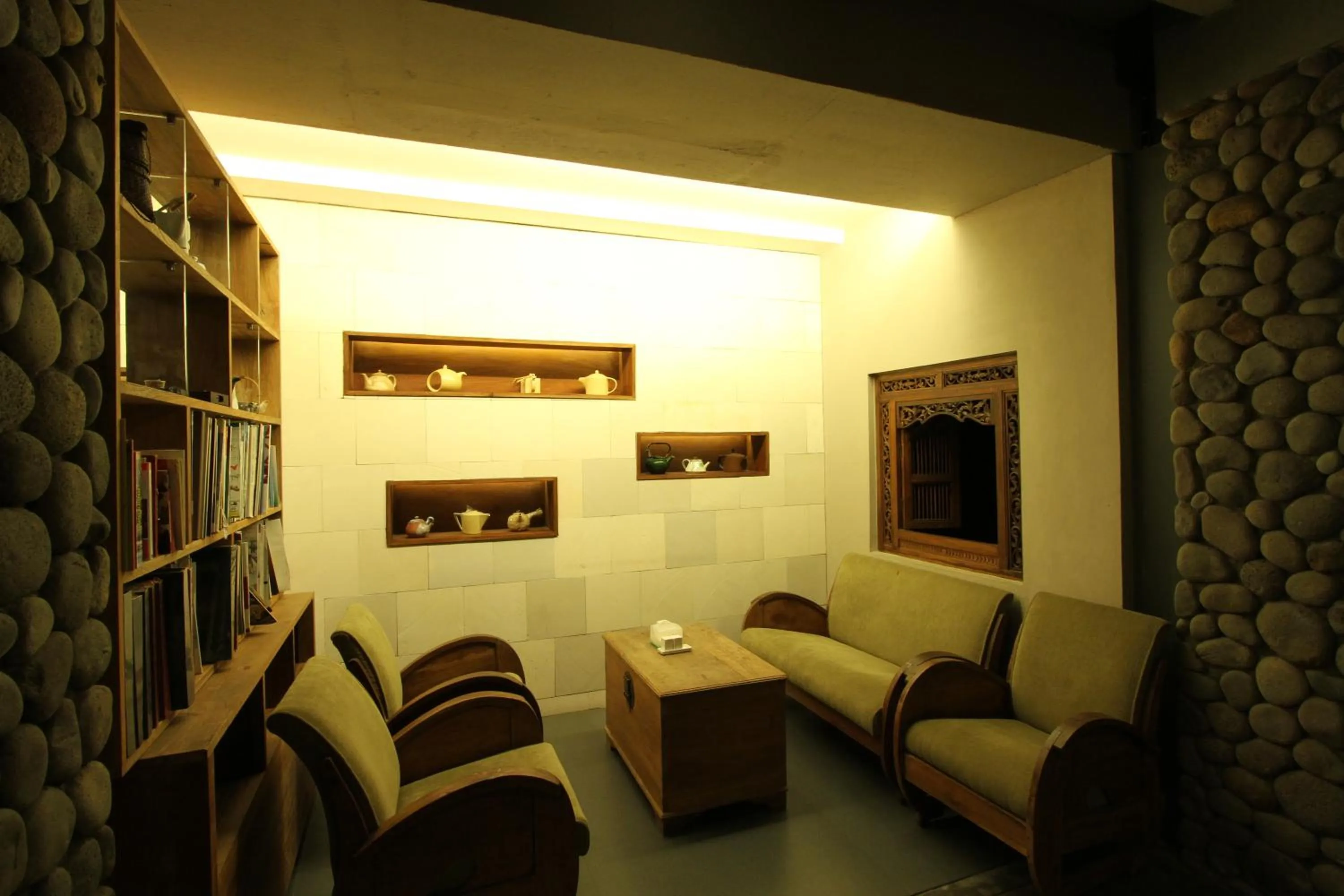 Library in Rumah Batu Boutique Hotel