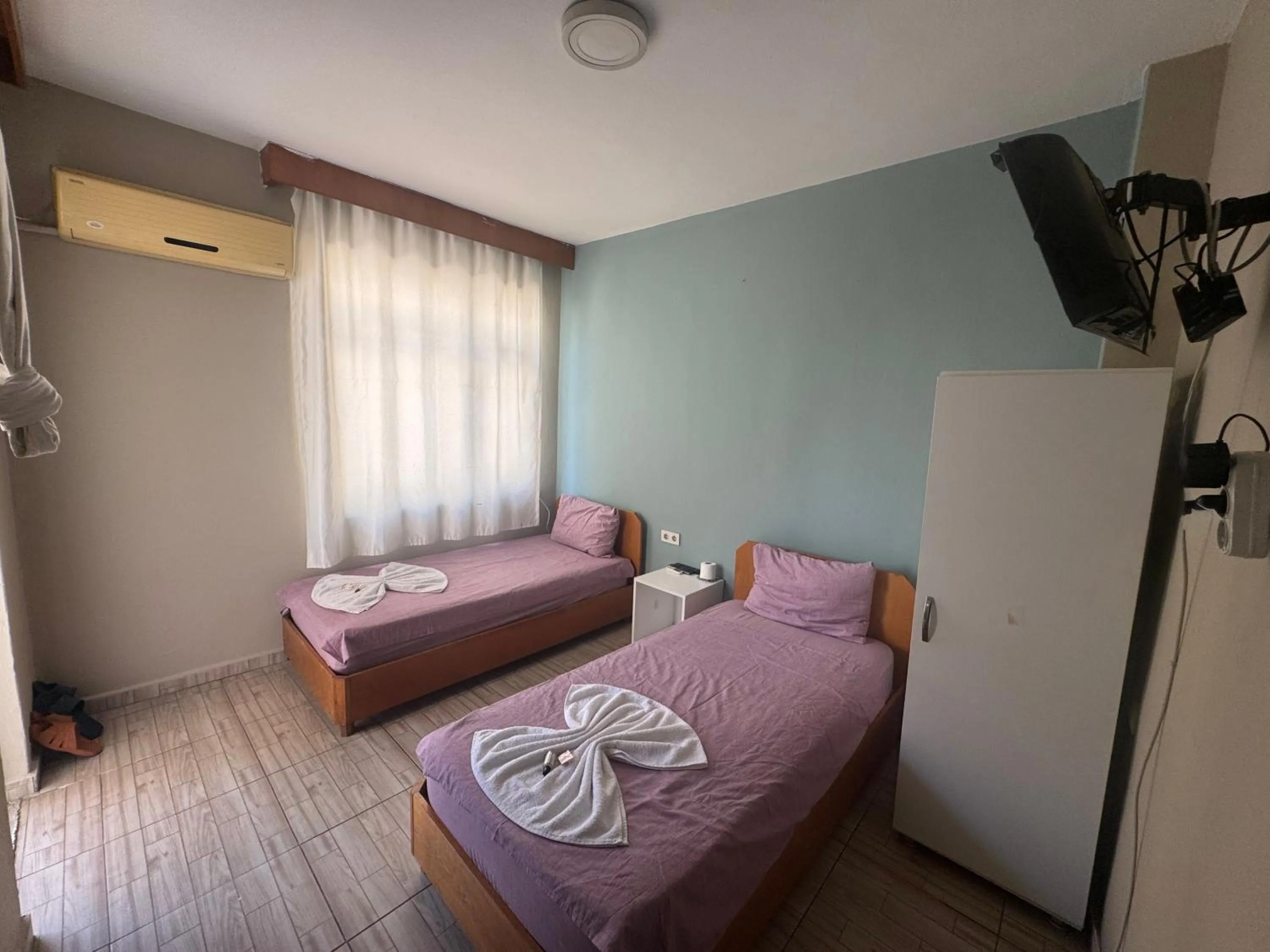 Photo of the whole room, Bed in Ersoy Ak Pansiyon