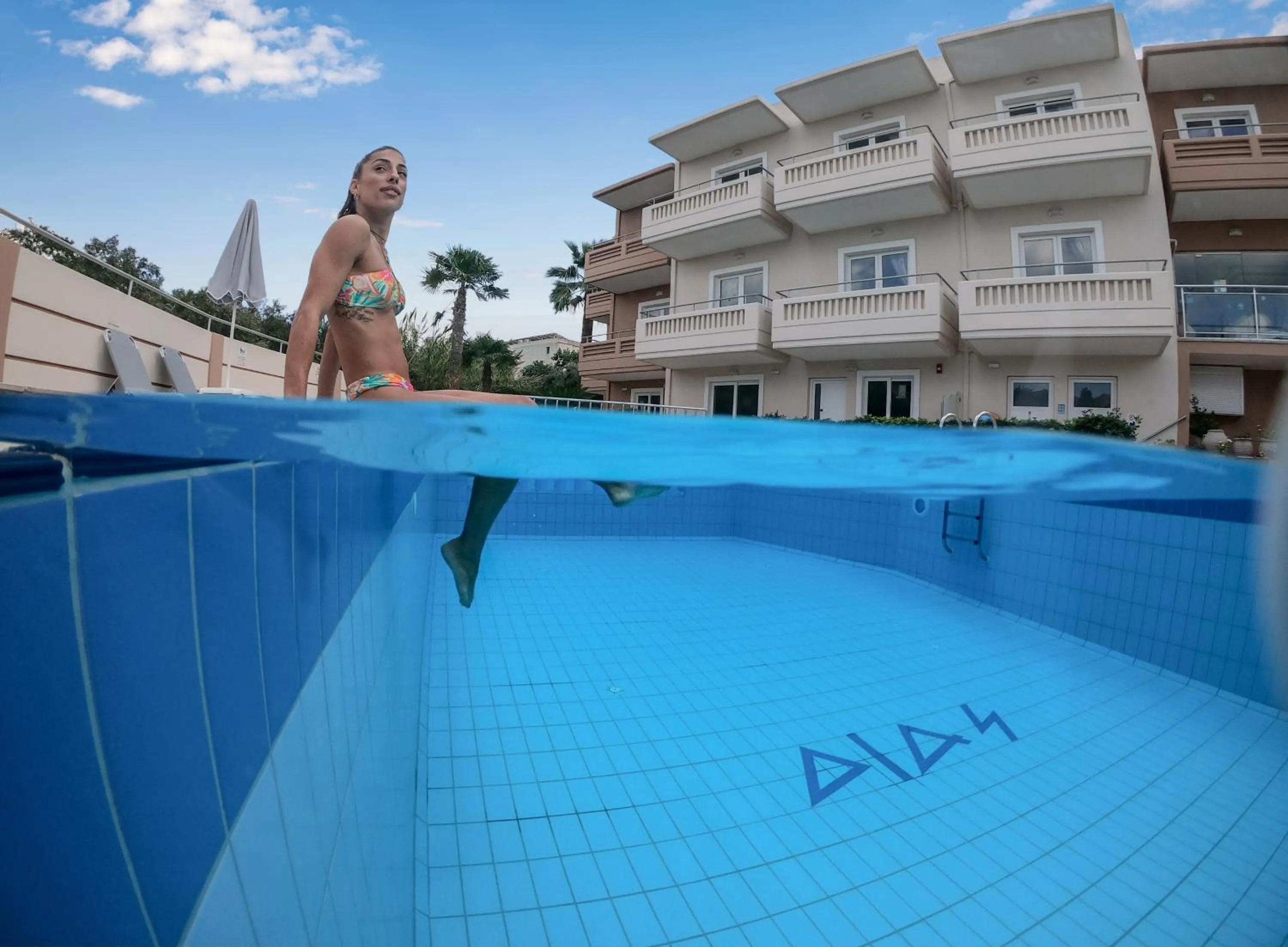 Swimming pool in Dias Hotel Apartments