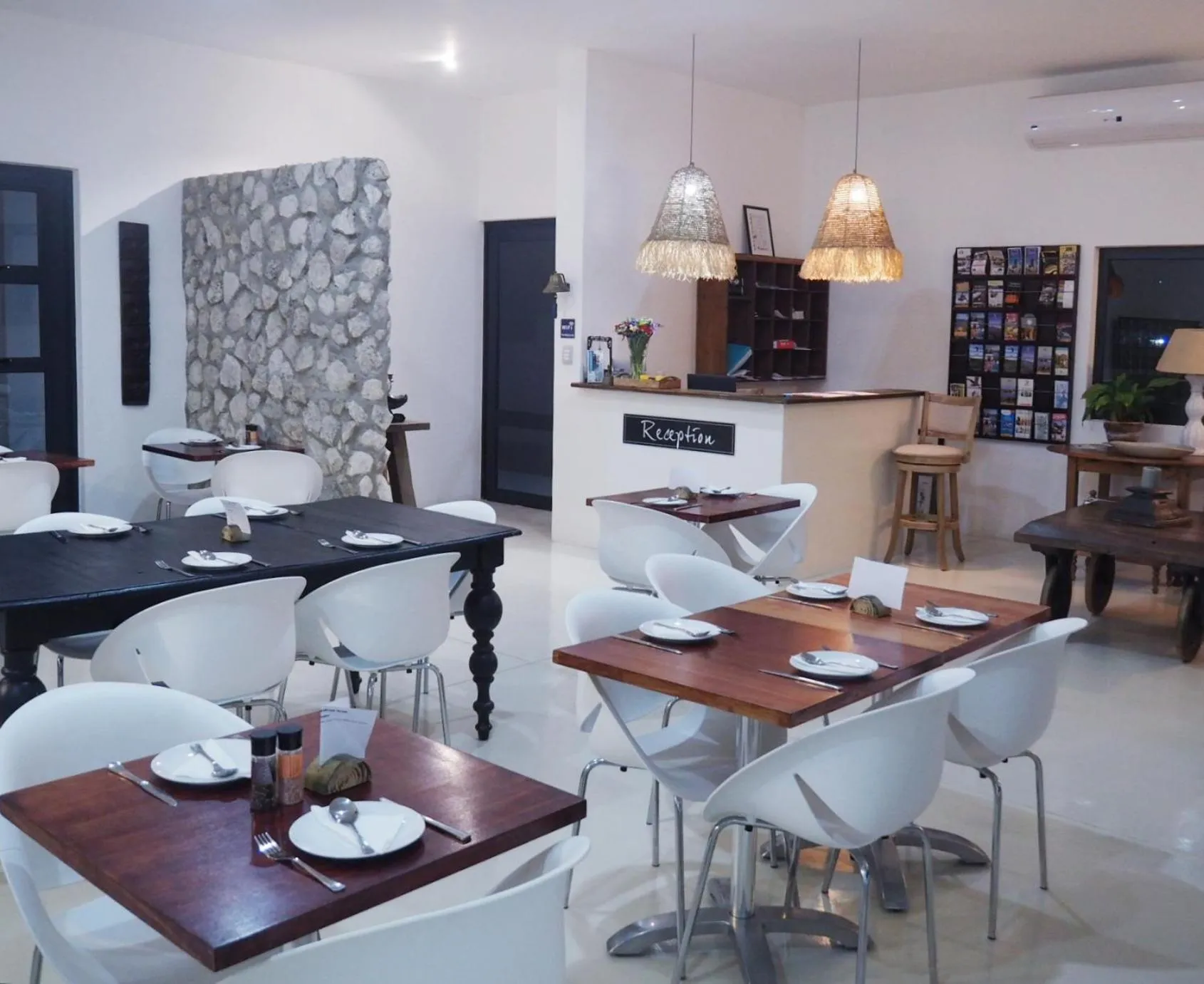 Restaurant/places to eat in Karoo Retreat- Self Catering Villas and Guest House