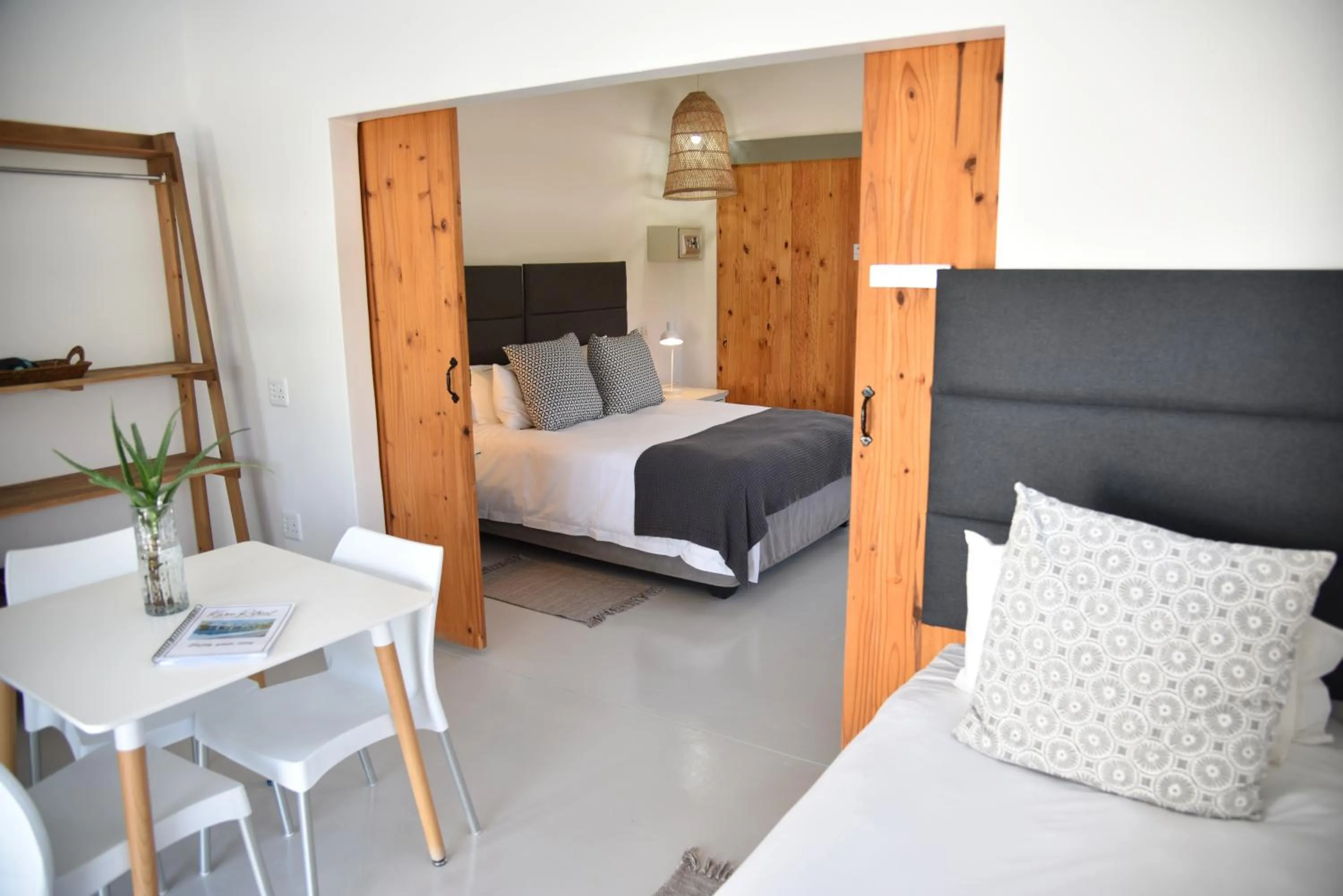 Photo of the whole room, Bed in Karoo Retreat- Self Catering Villas and Guest House