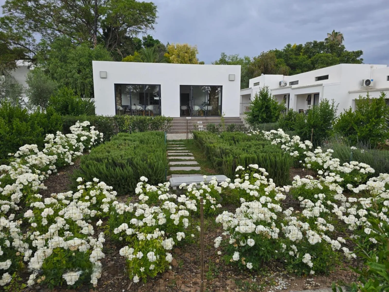 Day in Karoo Retreat- Self Catering Villas and Guest House